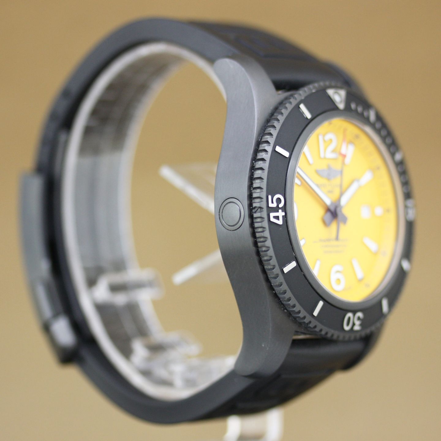 Breitling Superocean 46 M17368 - (4/8)