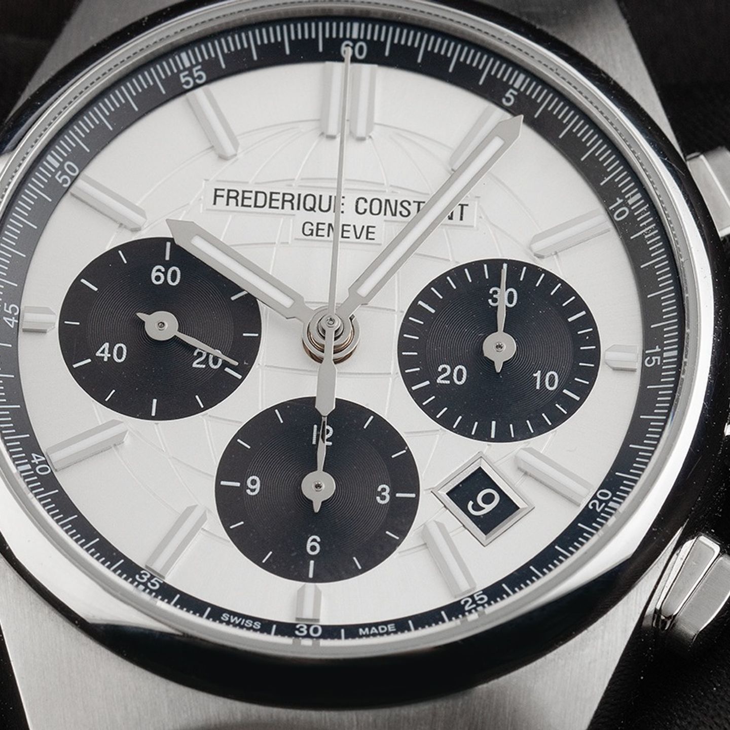 Frederique Constant Highlife FC-391SB4NH6B - (3/8)