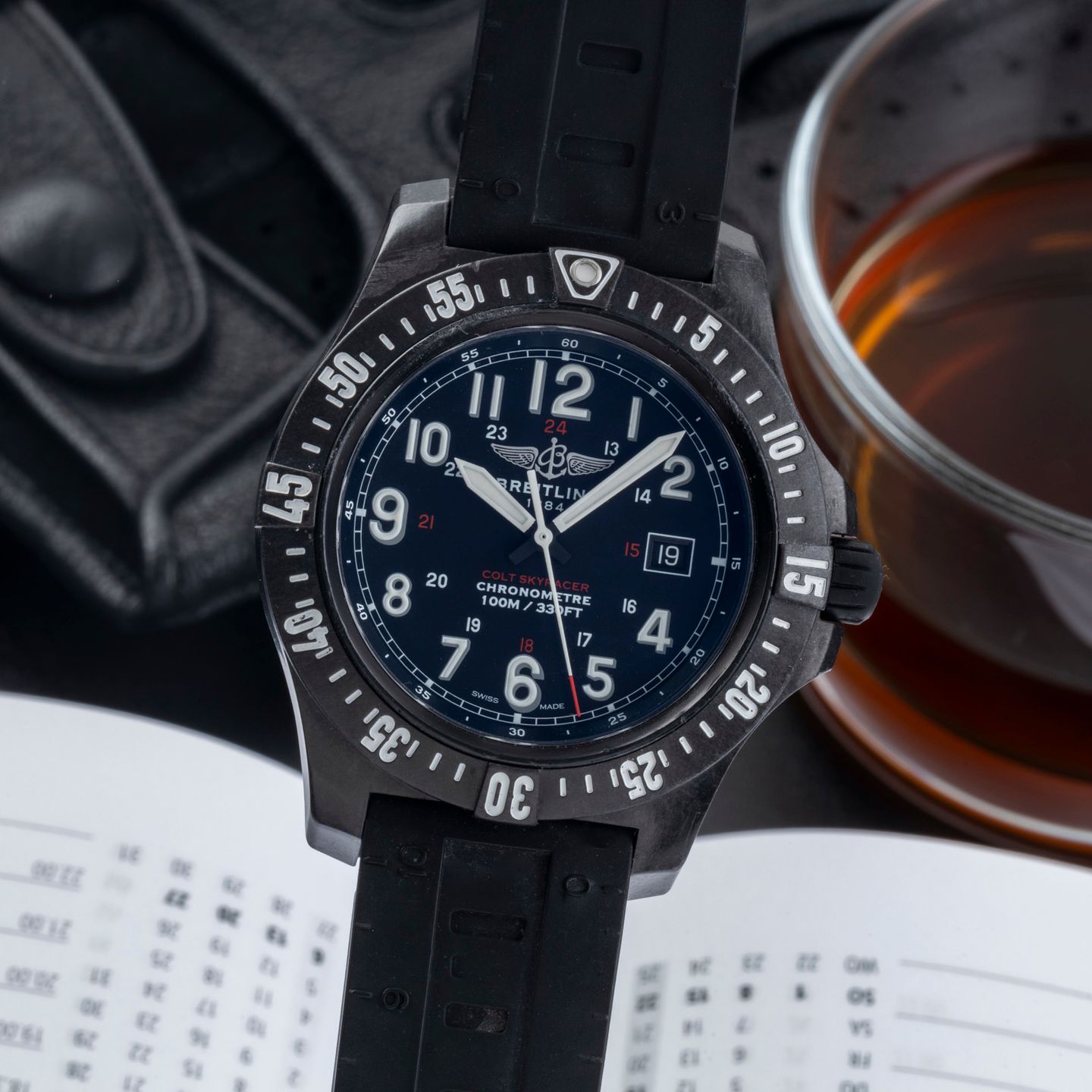 Breitling Colt X74320 (Unknown (random serial)) - Black dial 45 mm Plastic case (3/8)