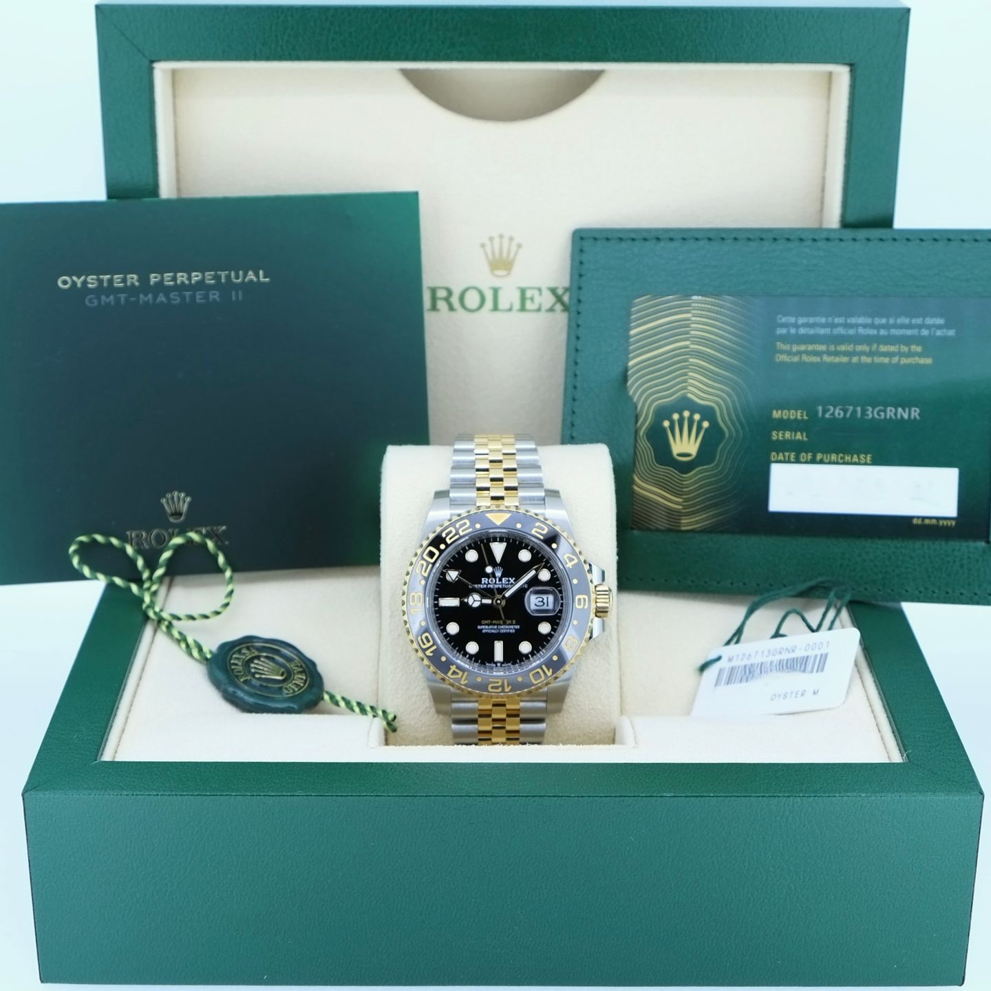 Rolex GMT-Master II 126713GRNR (2025) - Black dial 40 mm Gold/Steel case (4/6)