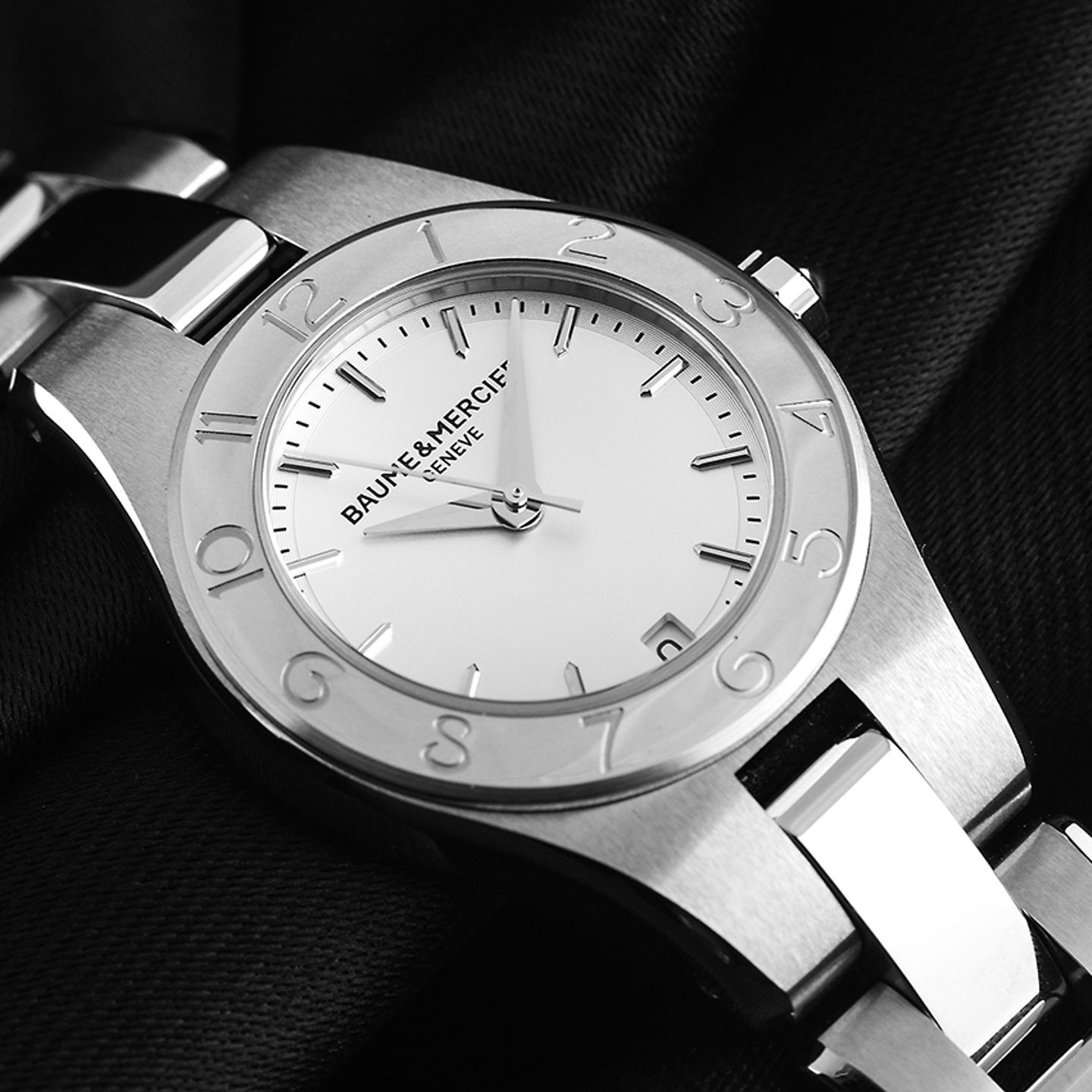 Baume & Mercier Linea M0A10009 (2024) - Zilver wijzerplaat 28mm Staal (3/7)