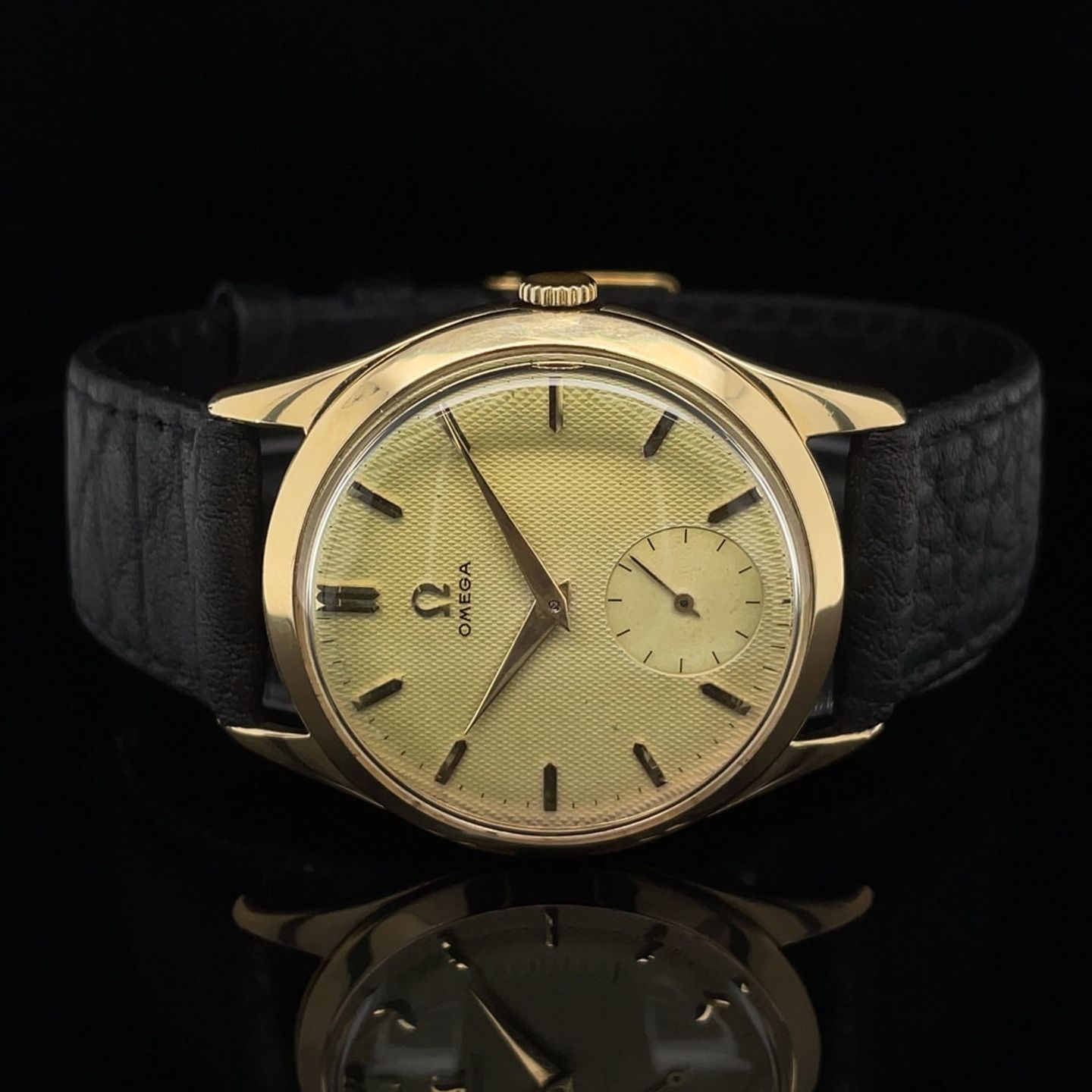 Omega Vintage Omega Dresswatch 18K (Unknown (random serial)) - Gold dial 35 mm Yellow Gold case (7/8)