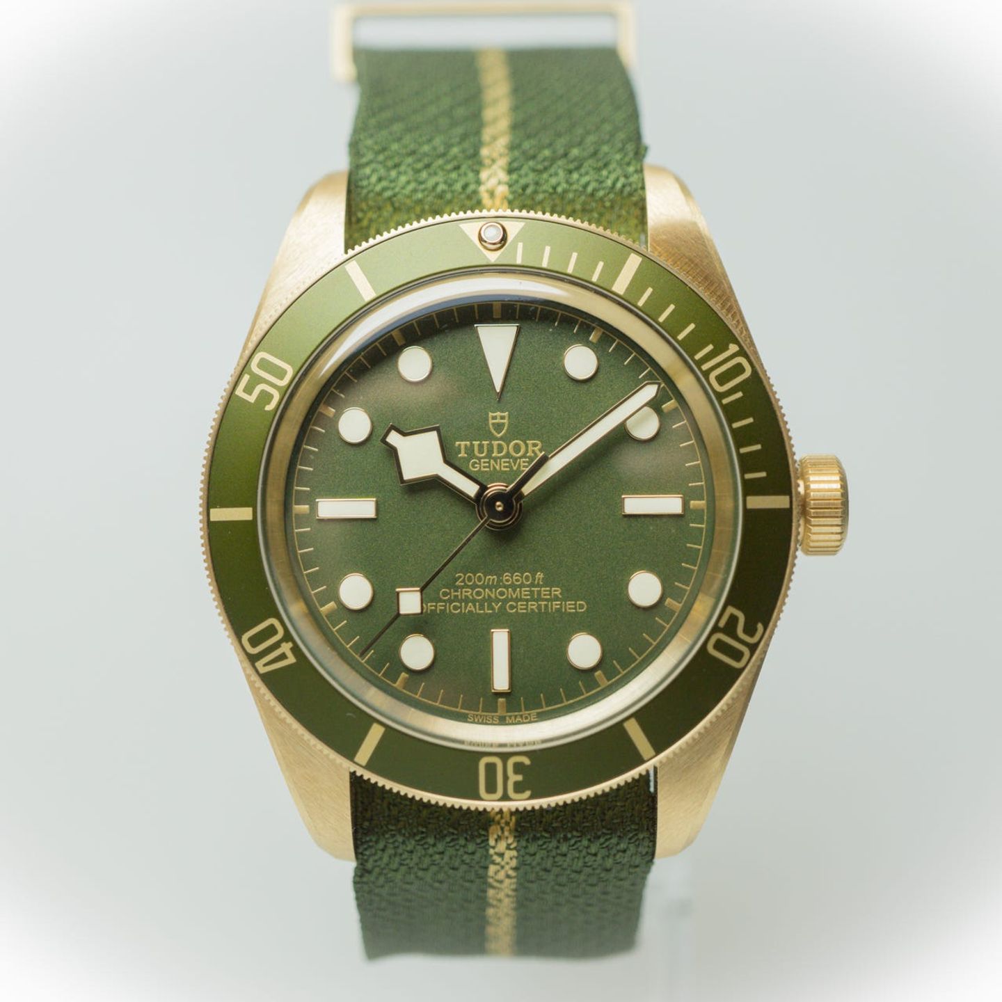 Tudor Black Bay M79018v-0001 (2022) - Green dial 39 mm Gold/Steel case (1/4)