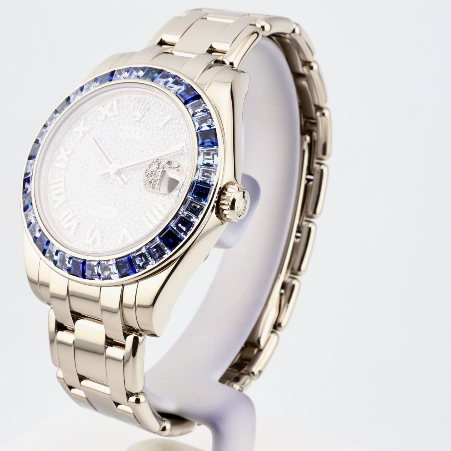 Rolex Pearlmaster 81349SA (2020) - Silver dial 34 mm White Gold case (2/6)