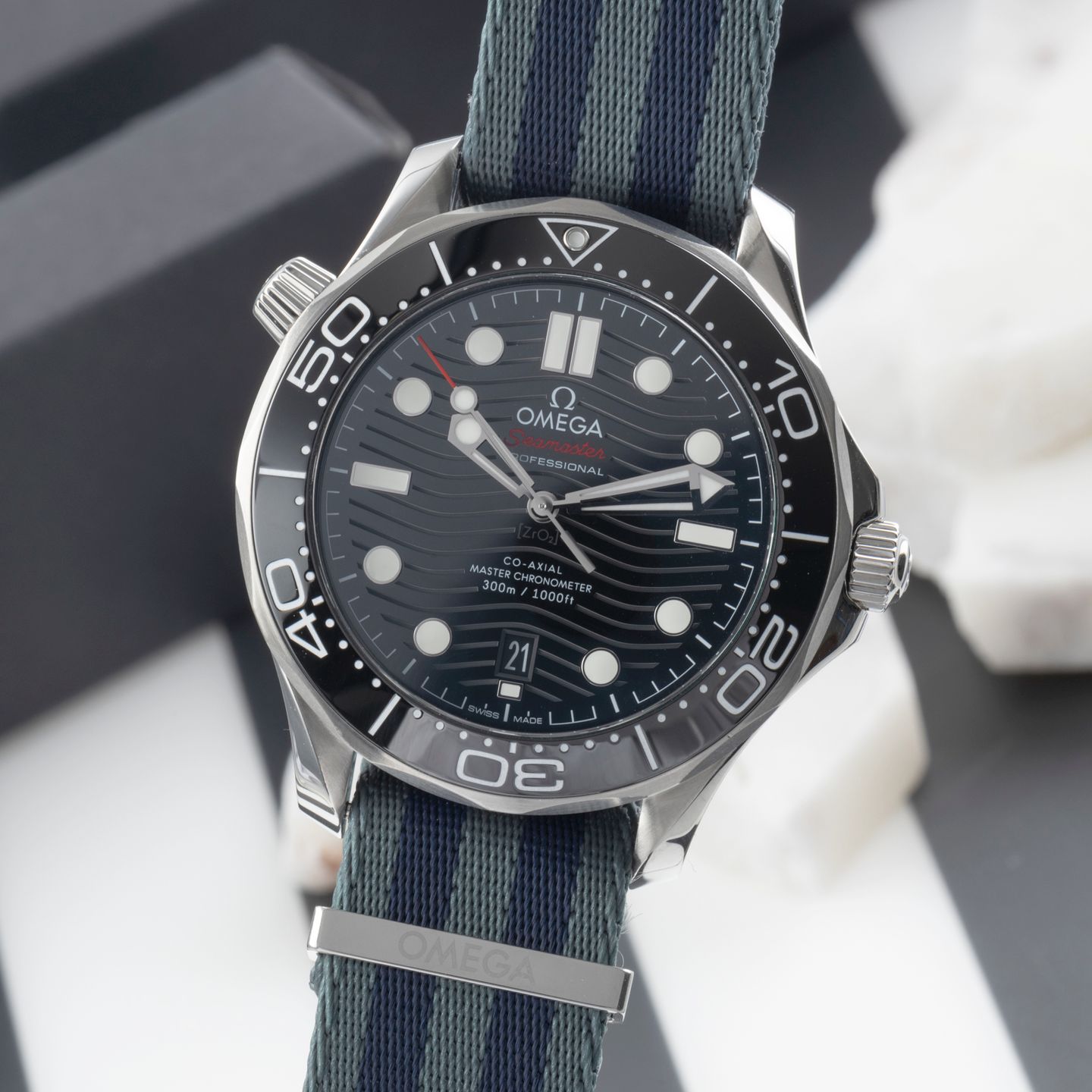 Omega Seamaster Diver 300 M 210.30.42.20.01.001 - (3/8)