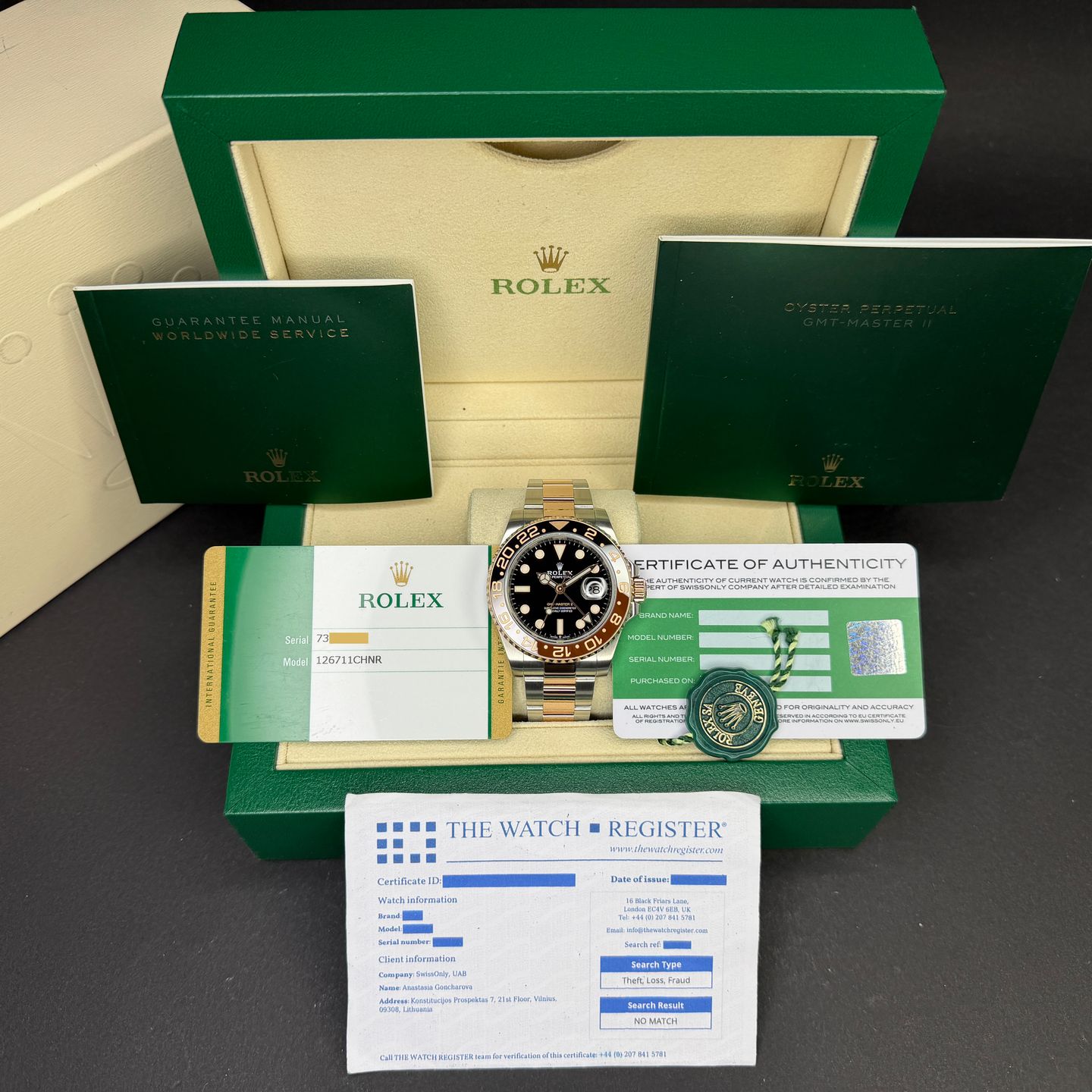 Rolex GMT-Master II 126711CHNR (2019) - Black dial 40 mm Gold/Steel case (3/8)
