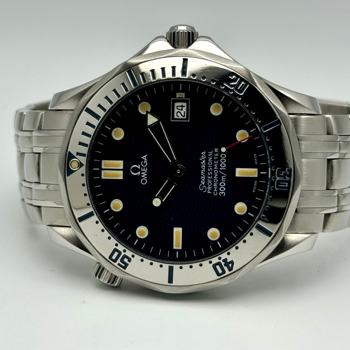 Omega Seamaster Diver 300 M 2532.80.00 (1997) - Blauw wijzerplaat 41mm Staal (2/10)