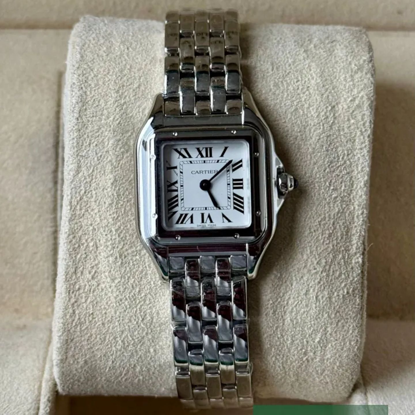 Cartier Panthère WSPN0013 (2026) - Silver dial 23 mm Steel case (2/7)