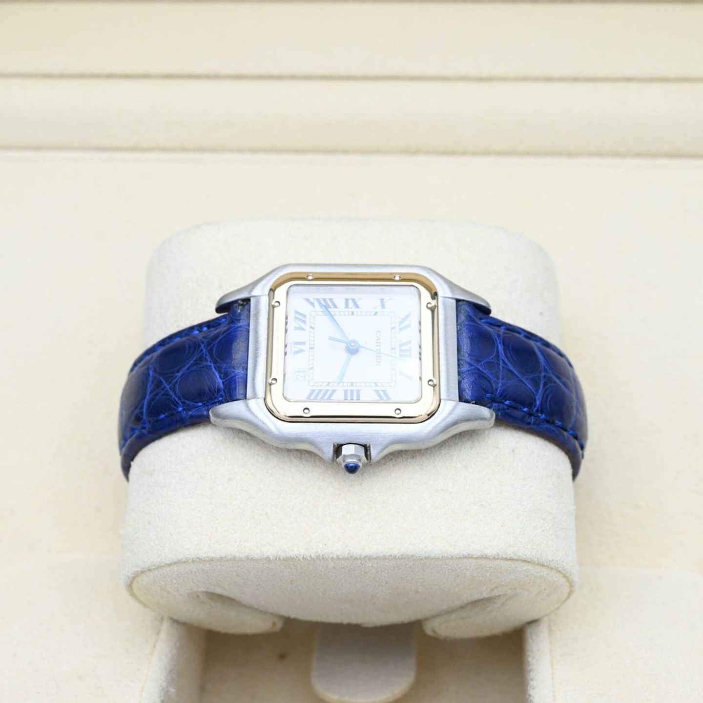 Unknown Unknown 839490 - (4/8)