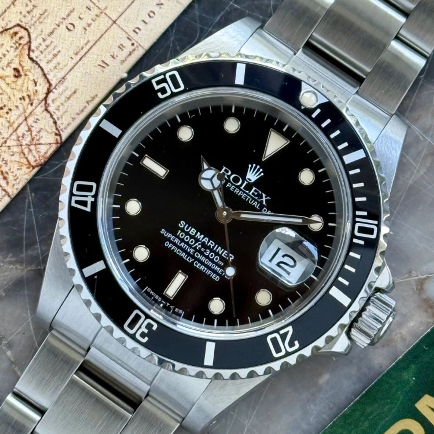 Rolex Submariner Date 16610 (1991) - Black dial 40 mm Steel case (5/8)
