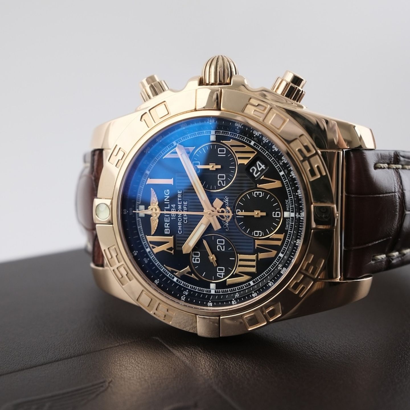 Breitling Chronomat 44 HB011012/B957 - (4/8)