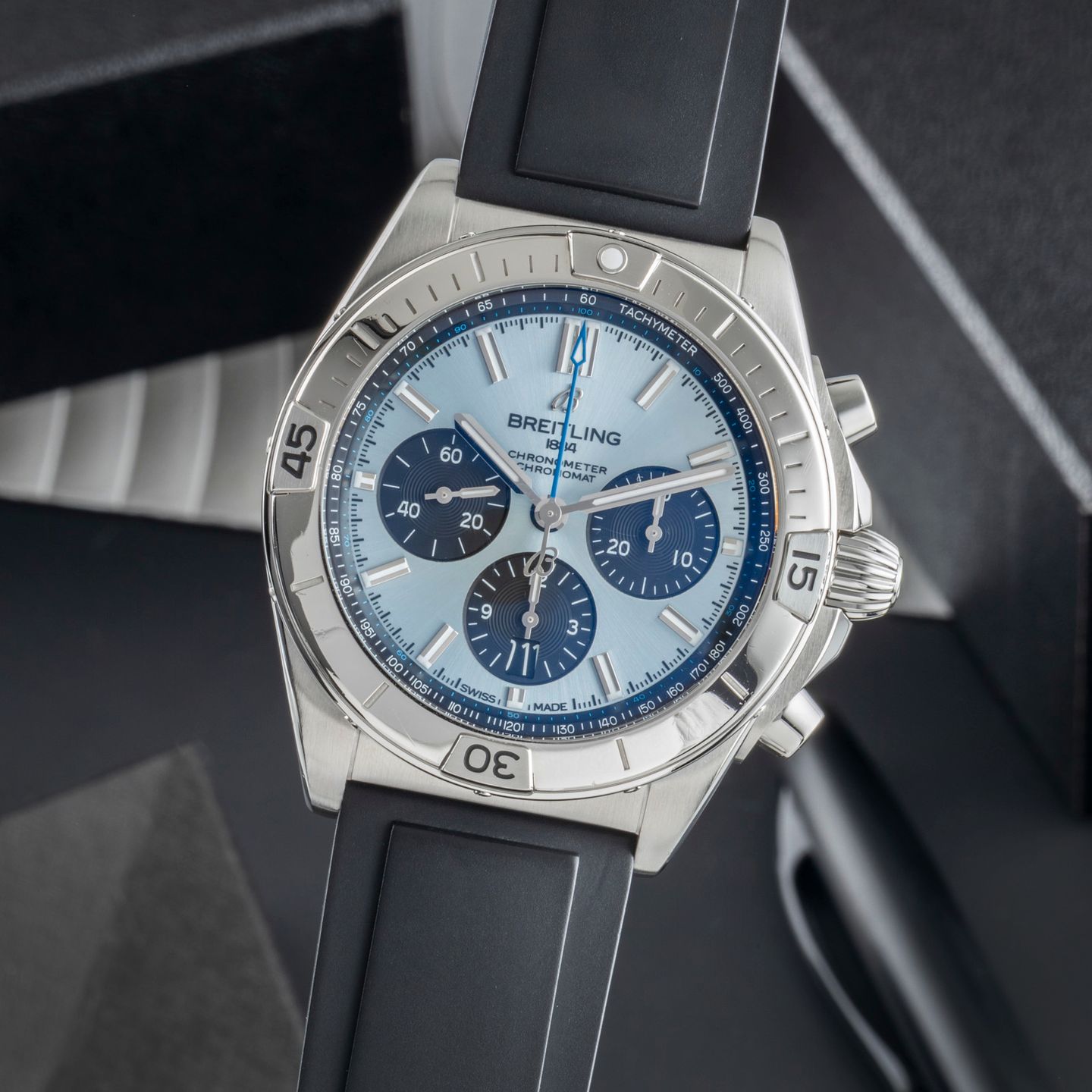 Breitling Chronomat PB0134 - (3/8)