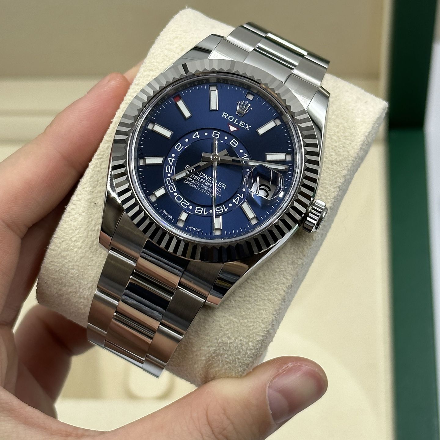 Rolex Sky-Dweller 326934 (Onbekend (willekeurig serienummer)) - Blauw wijzerplaat 42mm Staal (6/8)