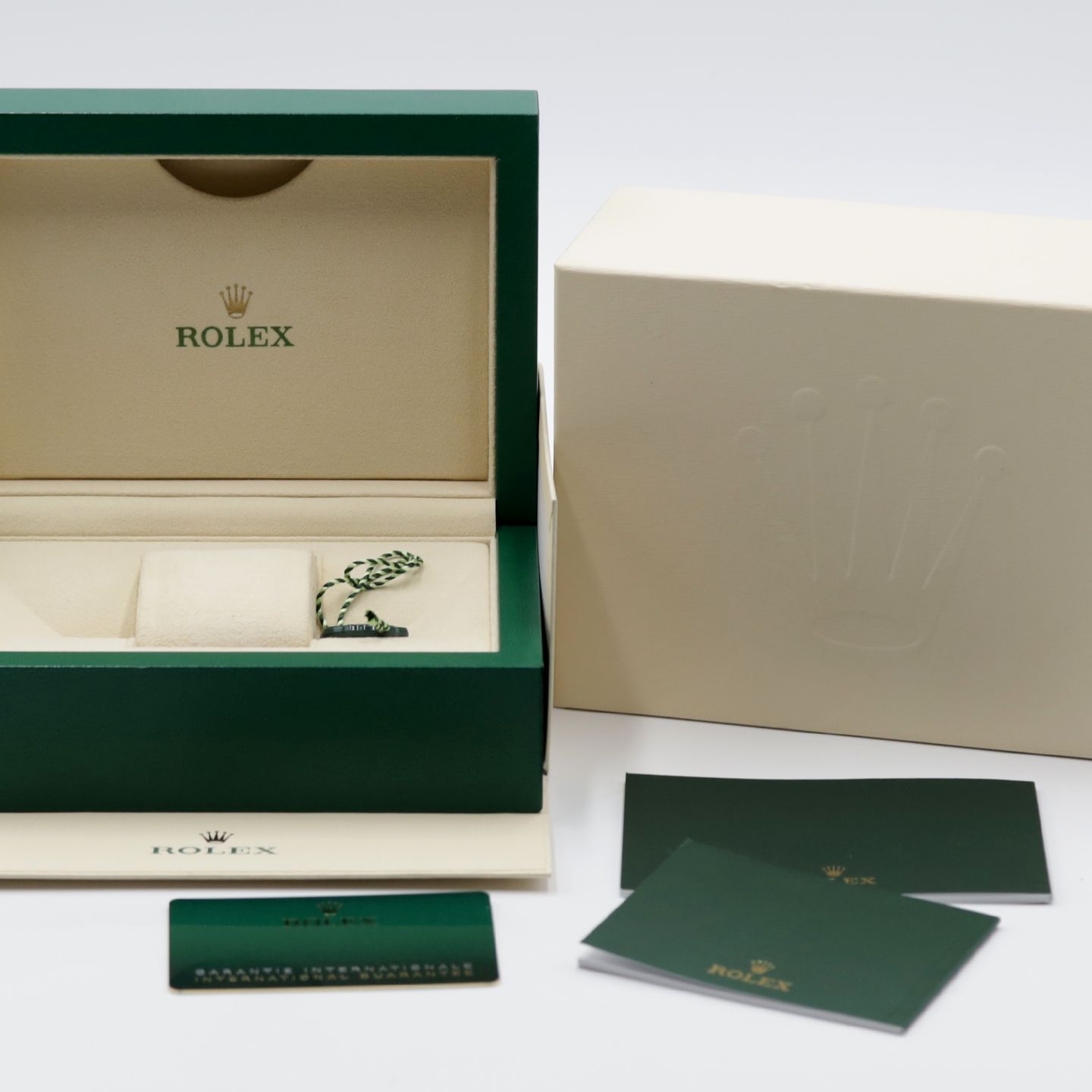 Rolex Explorer 124270 (Onbekend (willekeurig serienummer)) - Zwart wijzerplaat 36mm Staal (8/8)