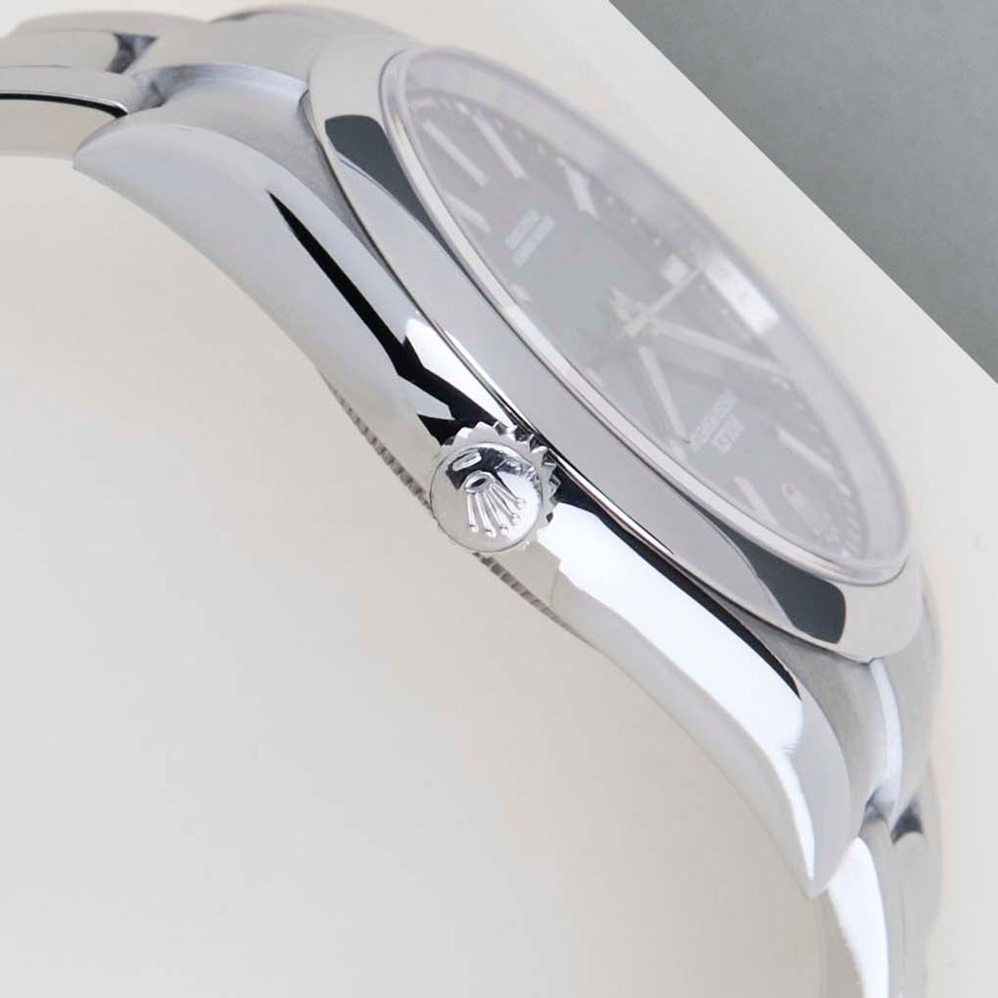 Rolex Oyster Perpetual 39 114300 - (8/8)
