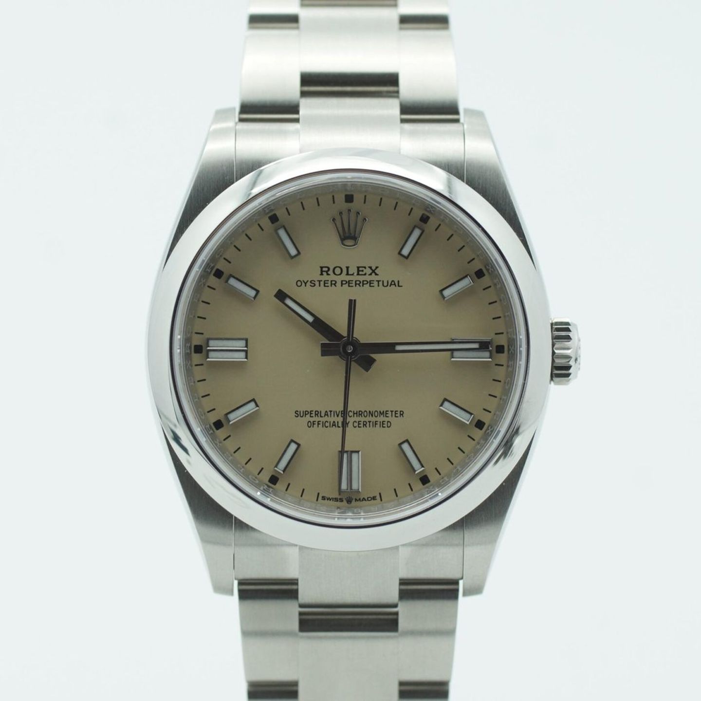 Rolex Oyster Perpetual 36 126000 (2020) - Beige wijzerplaat 36mm Staal (4/8)
