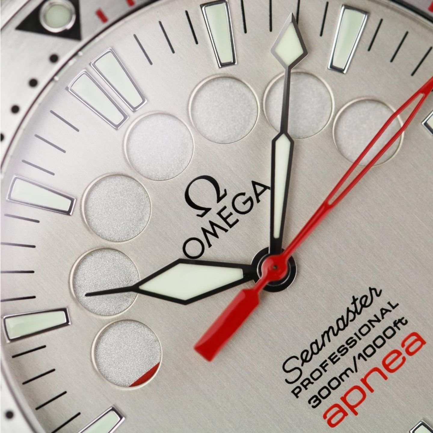 Omega Seamaster Diver 300 M 2595.30.00 (2011) - Black dial 42 mm Steel case (3/5)