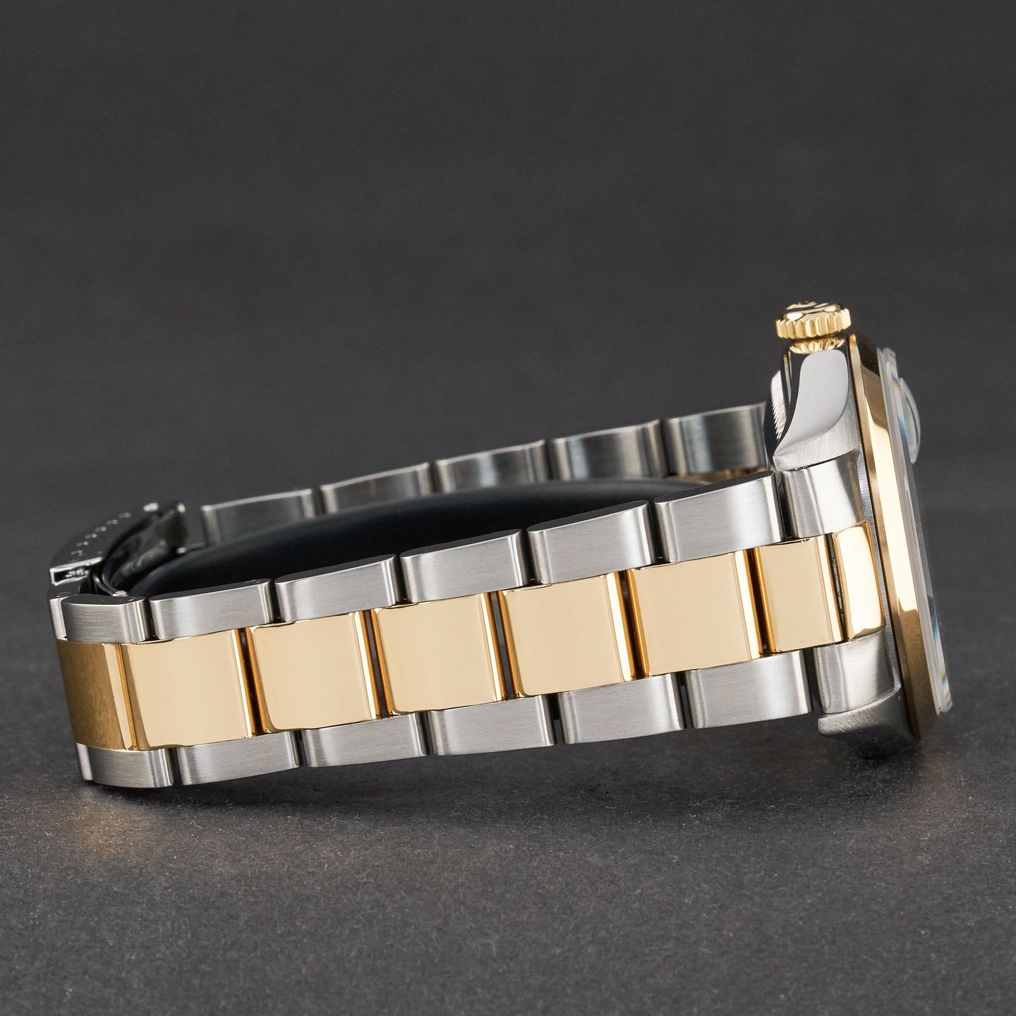 Rolex Datejust 36 16203 (1995) - Grey dial 36 mm Gold/Steel case (6/8)