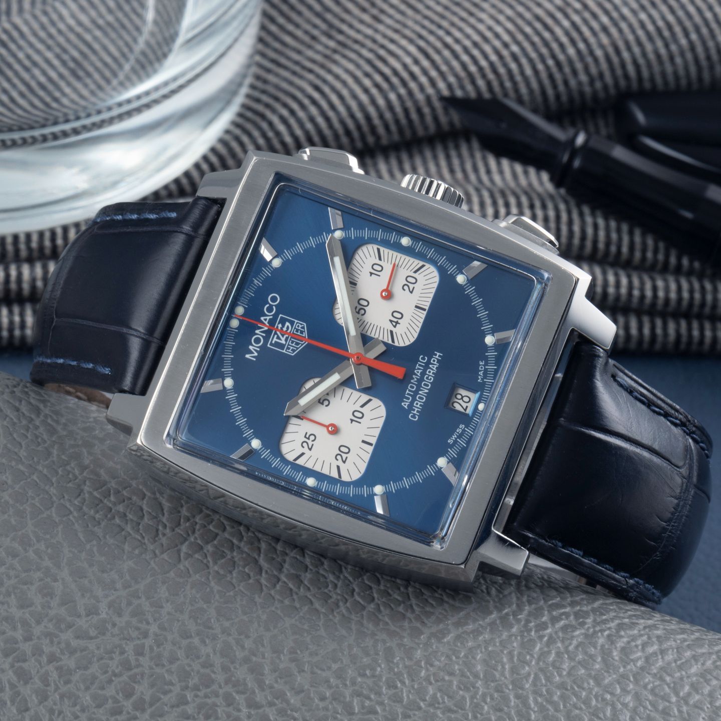 TAG Heuer Monaco CW2113 - (2/8)