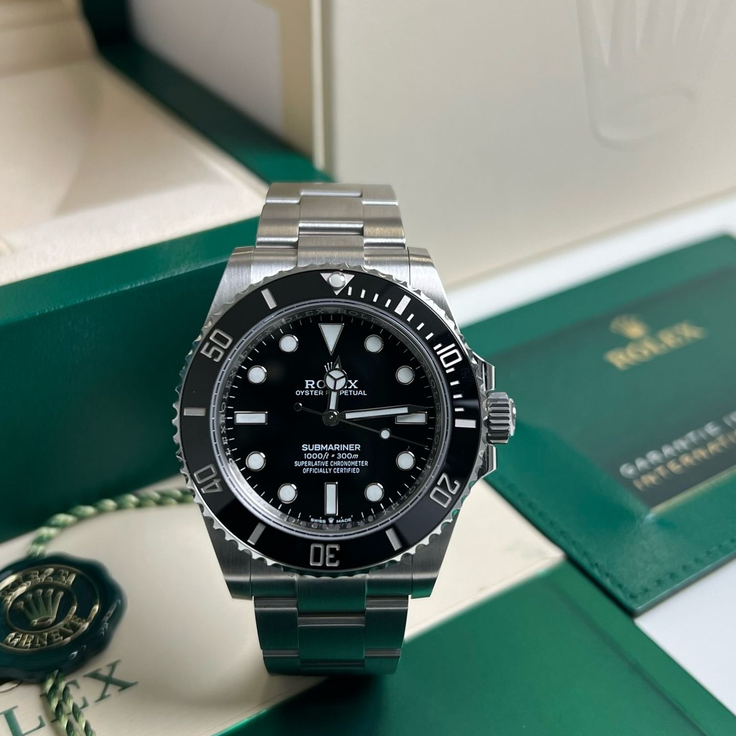 Rolex Submariner No Date 124060 (2024) - Black dial 40 mm Steel case (1/6)