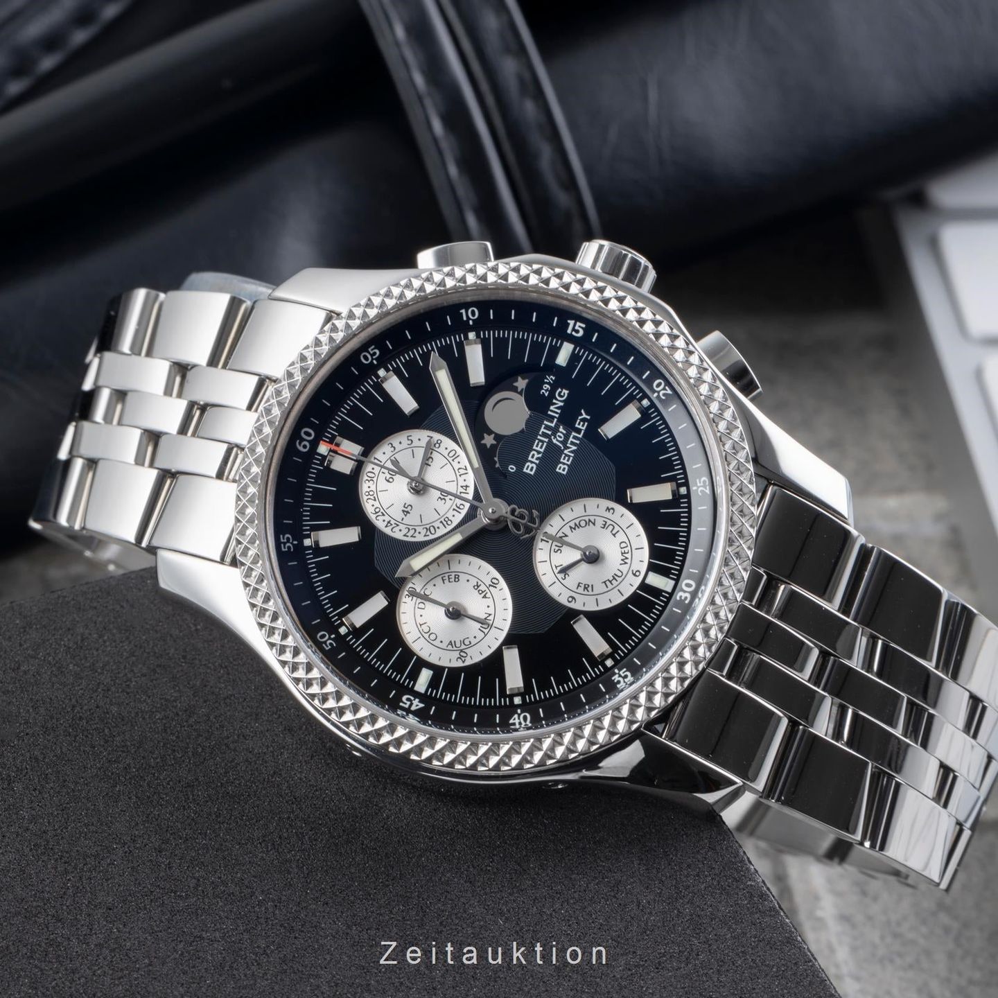 Breitling Bentley Mark VI P1936212/B977 (2008) - Black dial 42 mm Steel case (2/8)