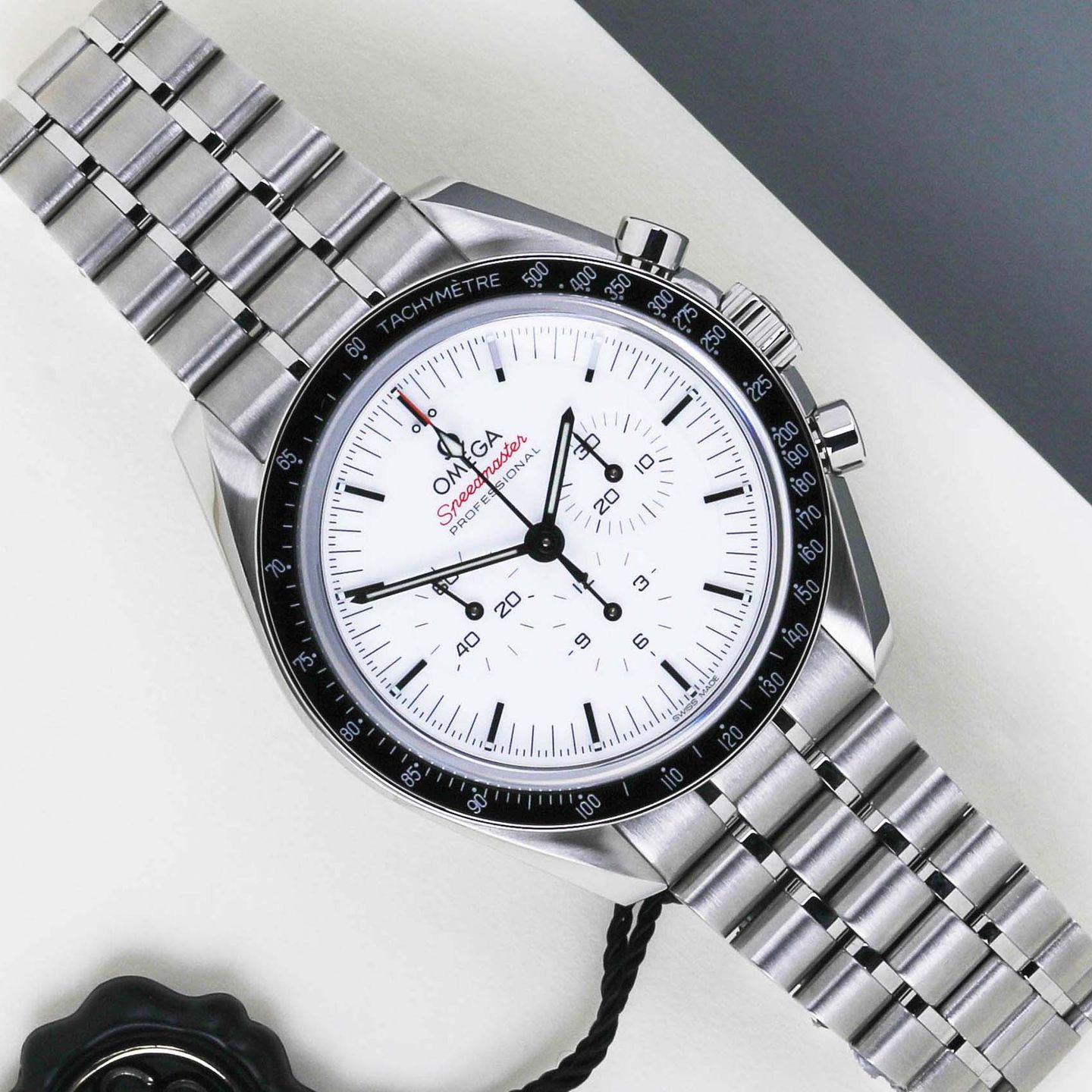 Omega Speedmaster Professional Moonwatch 310.30.42.50.04.001 (2024) - White dial 42 mm Steel case (1/8)