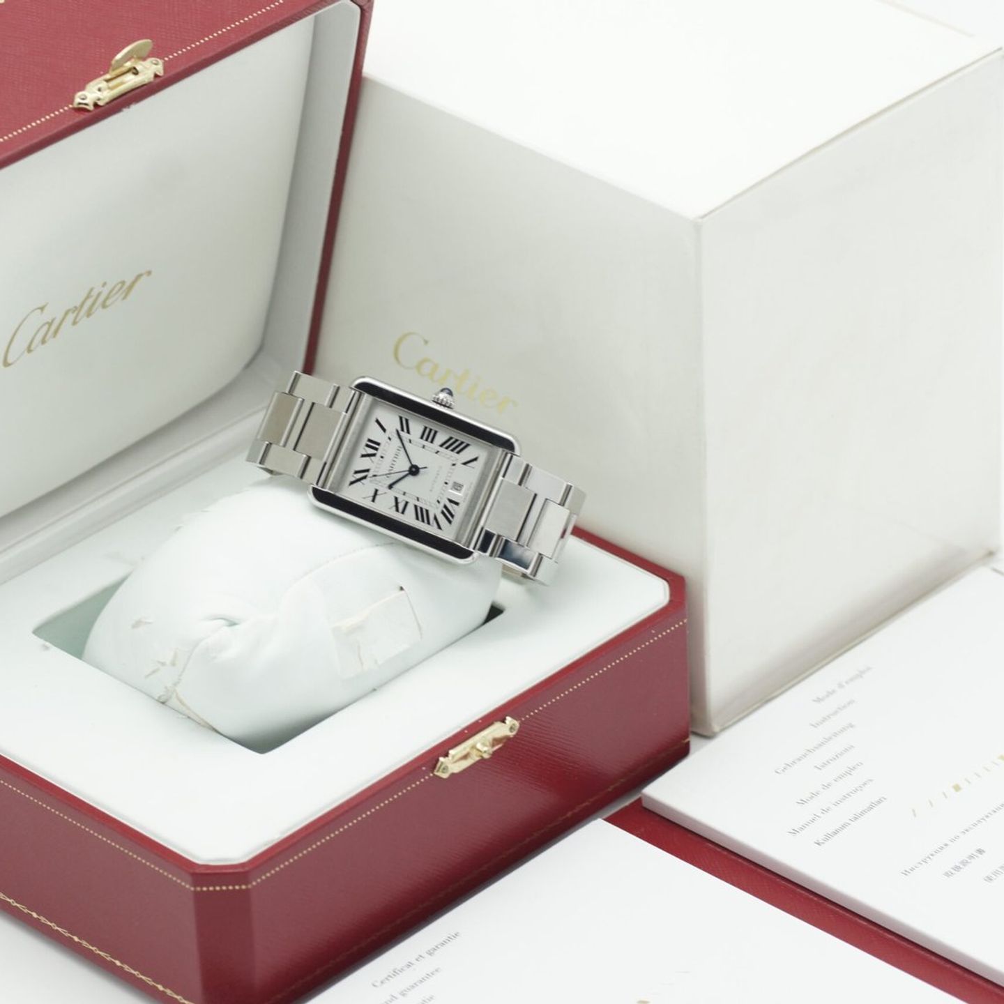 Cartier Tank Solo W5200028 (2016) - Silver dial 31 mm Steel case (2/8)