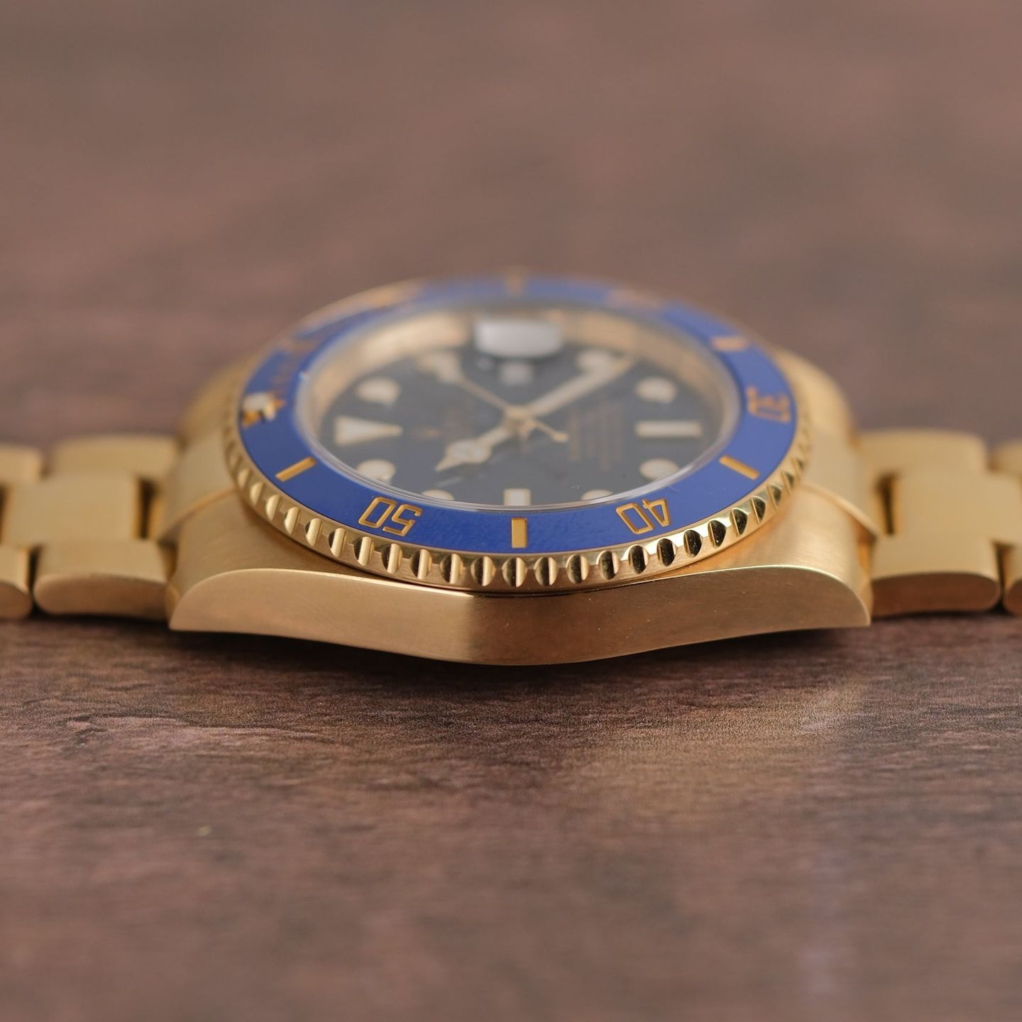 Rolex Submariner Date 116618LB (Unknown (random serial)) - Blue dial 40 mm Yellow Gold case (5/8)