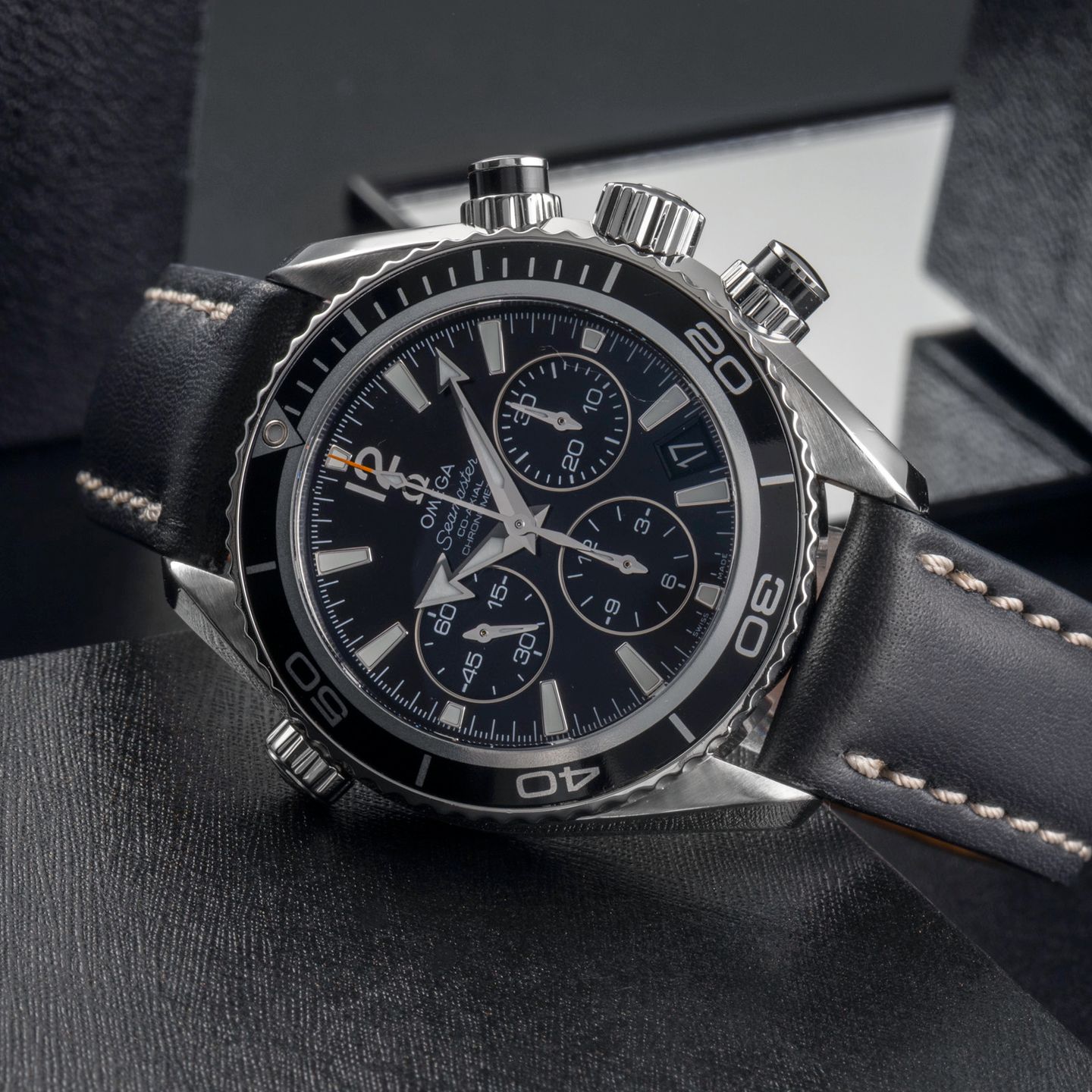 Omega Seamaster Planet Ocean Chronograph 222.32.38.50.01.001 - (2/8)