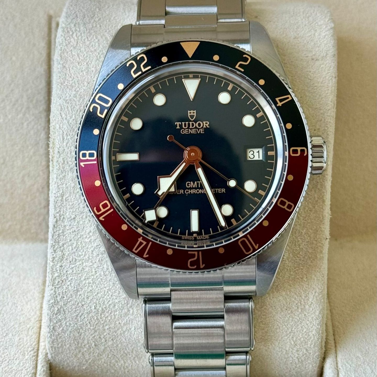 Tudor Black Bay Fifty-Eight 7939G1A0NRU (2024) - Zwart wijzerplaat 39mm Staal (2/7)