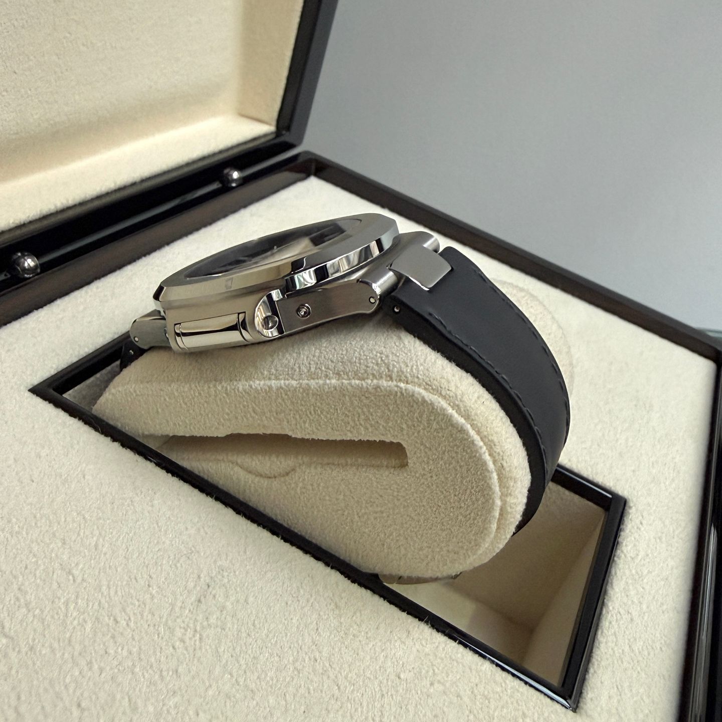 Patek Philippe Nautilus 5726A-001 - (4/7)