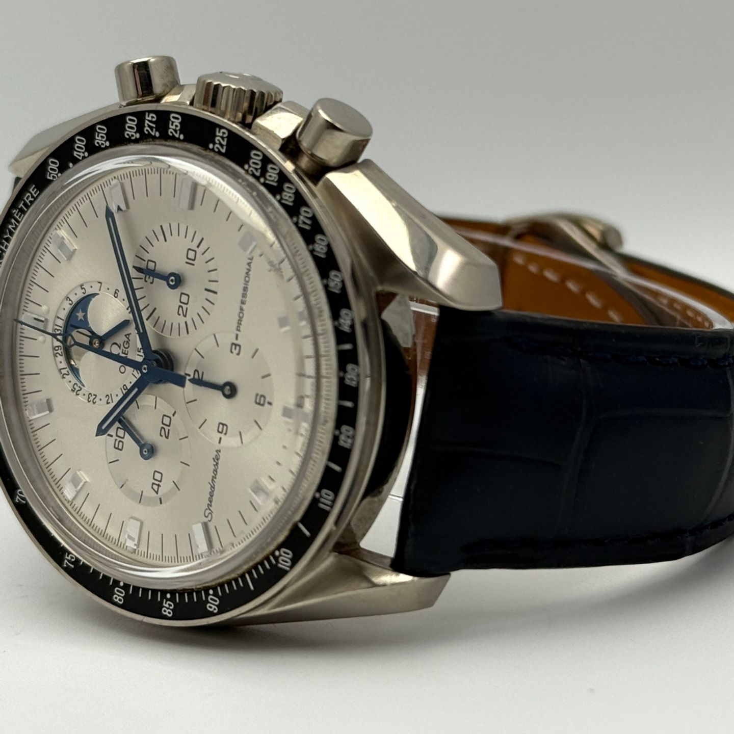 Omega Speedmaster Moonphase 3689.30.31 - (5/8)