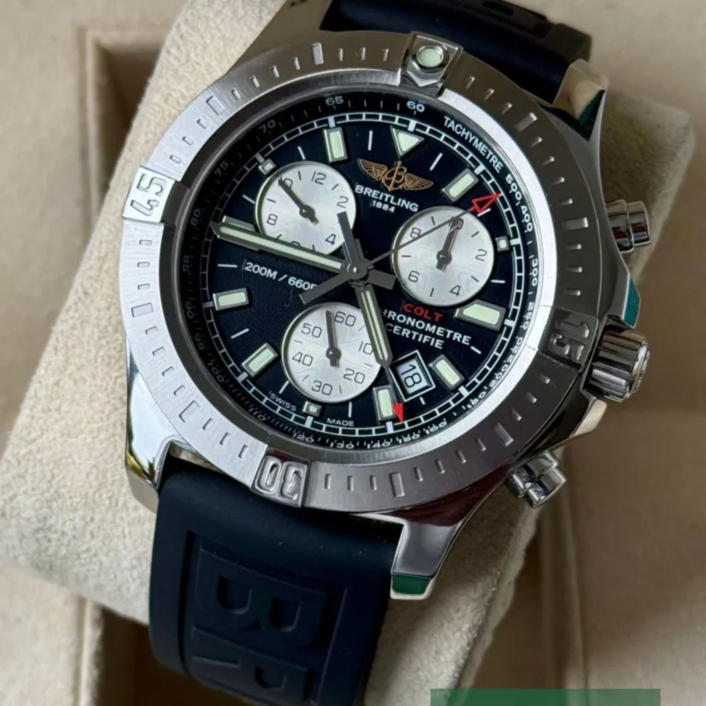 Breitling Colt Chronograph A7338811 - (3/7)