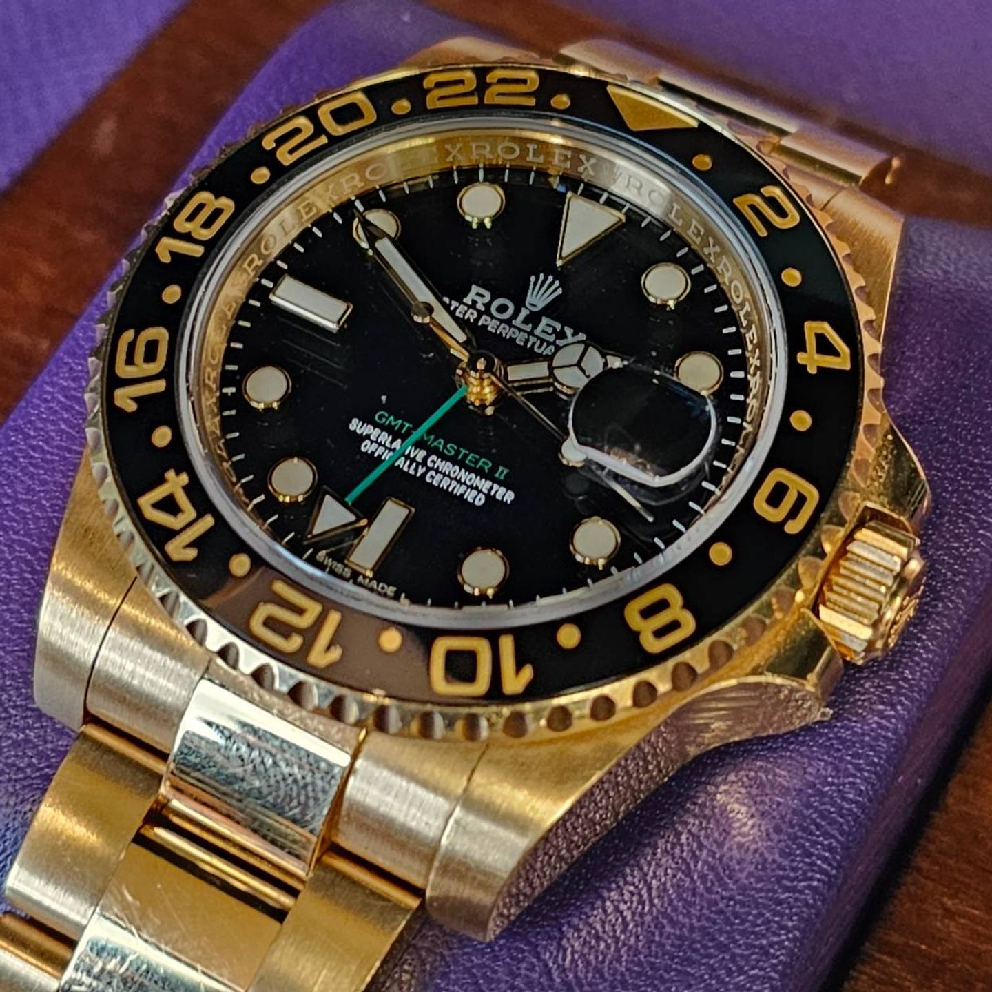 Rolex GMT-Master II 116718LN (2018) - Black dial 40 mm Yellow Gold case (1/5)