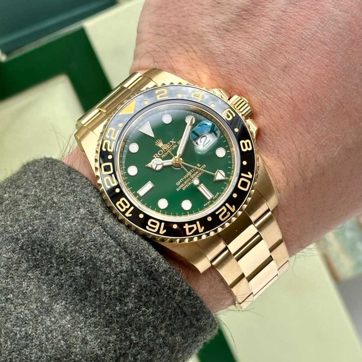 Rolex GMT-Master II 116718LN (2009) - Green dial 40 mm Yellow Gold case (5/8)