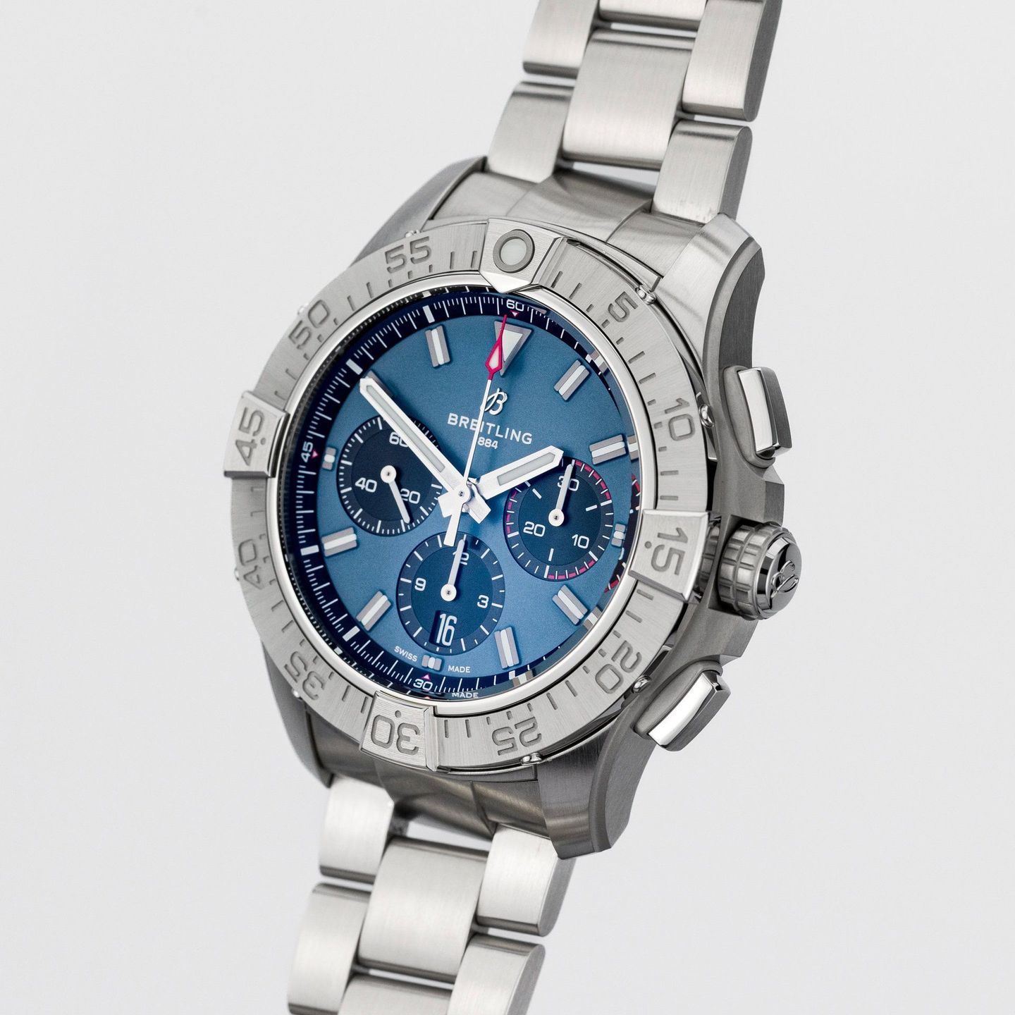 Breitling Avenger AB0147101C1A1 (2024) - Blauw wijzerplaat 44mm Staal (3/8)