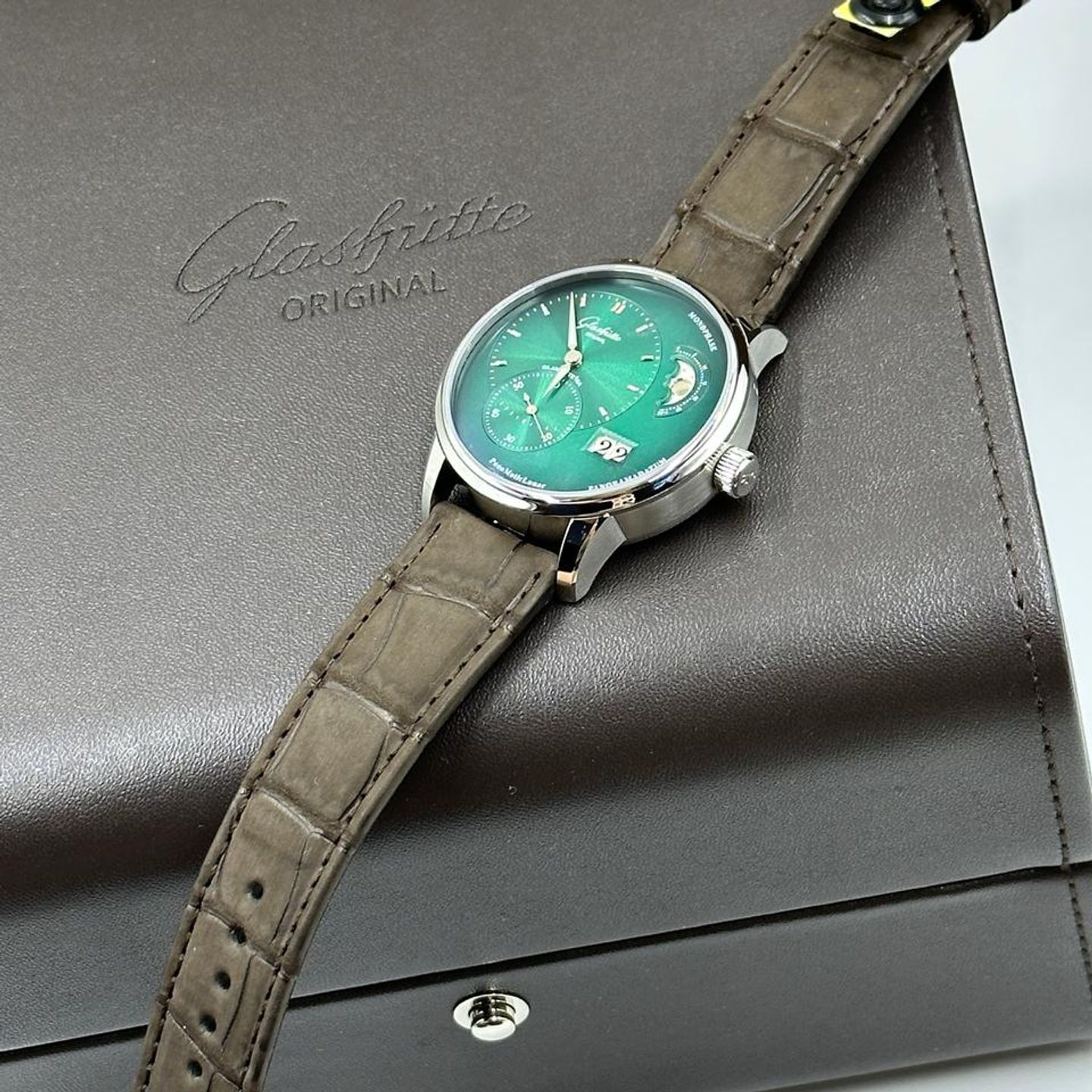 Glashütte Original PanoMaticLunar 1-90-02-13-32-62 - (10/10)
