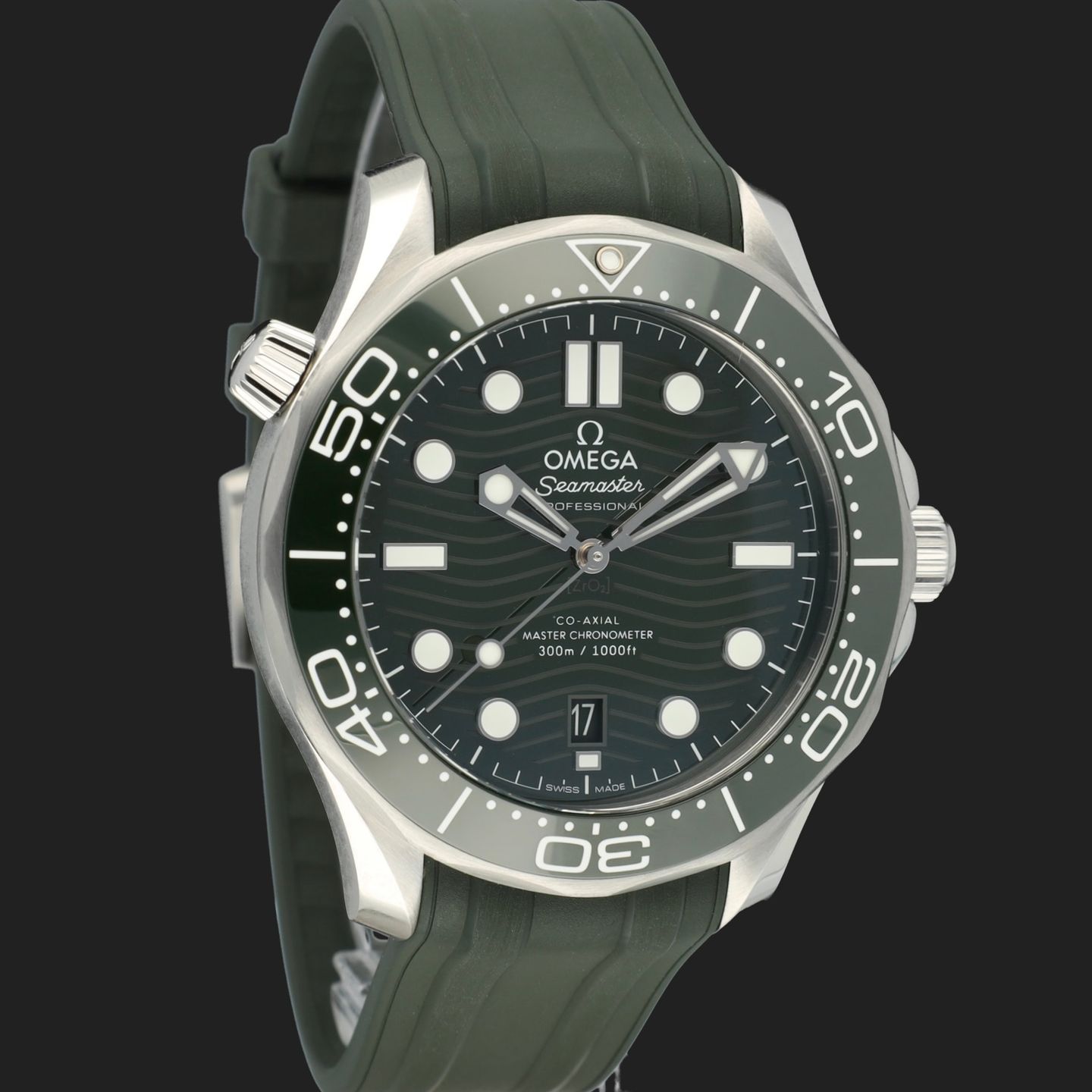 Omega Seamaster Diver 300 M 210.32.42.20.10.001 (2023) - Green dial 42 mm Steel case (4/8)