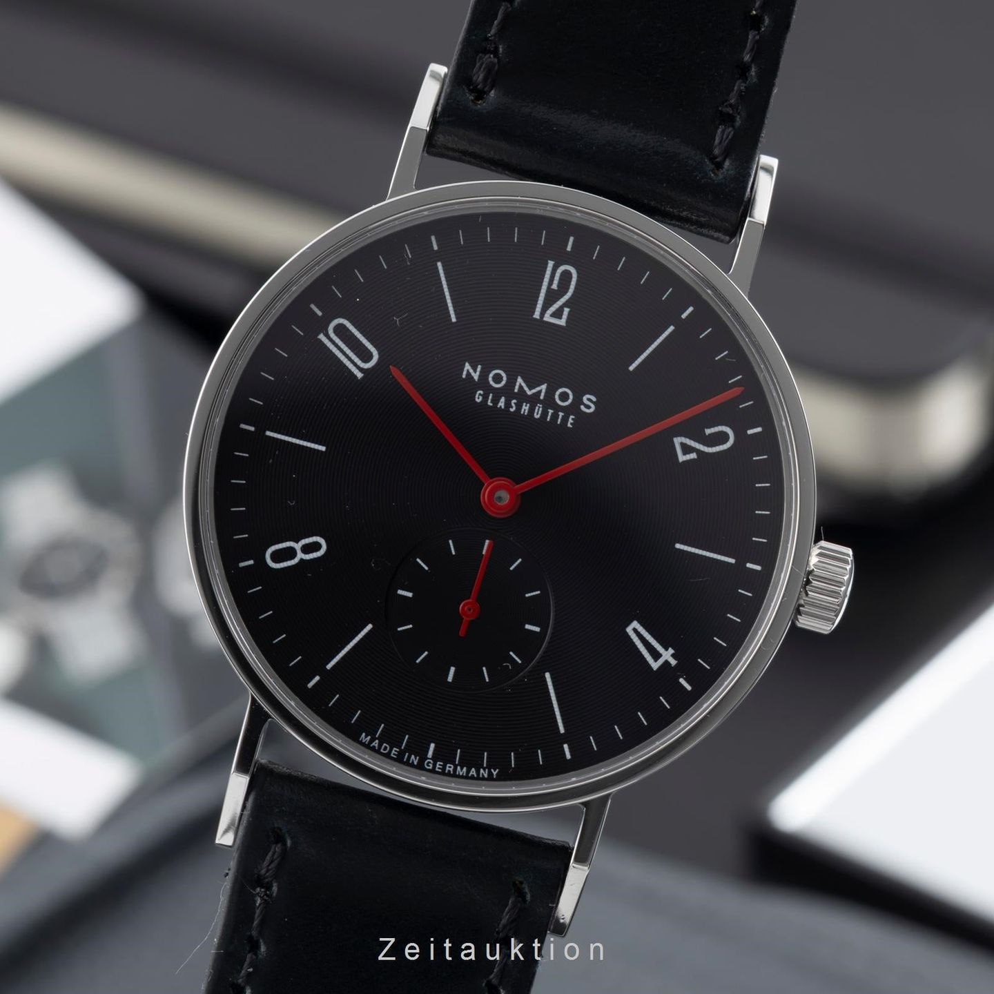 NOMOS Tangente NOMOS Tangente Vinyl (Wempe 100) (Onbekend (willekeurig serienummer)) - Zwart wijzerplaat 35mm Staal (1/8)