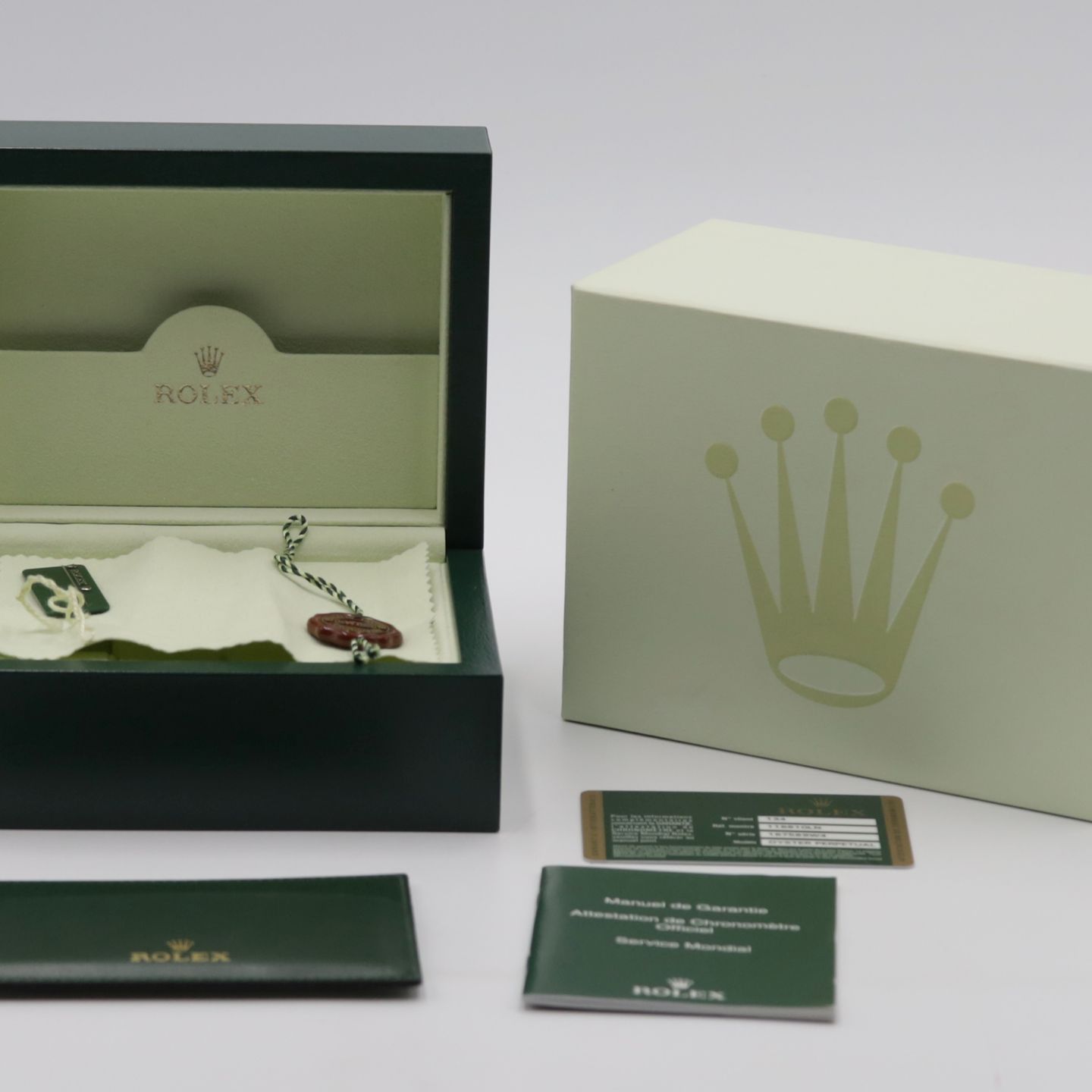 Rolex Submariner Date 116610LN - (8/8)