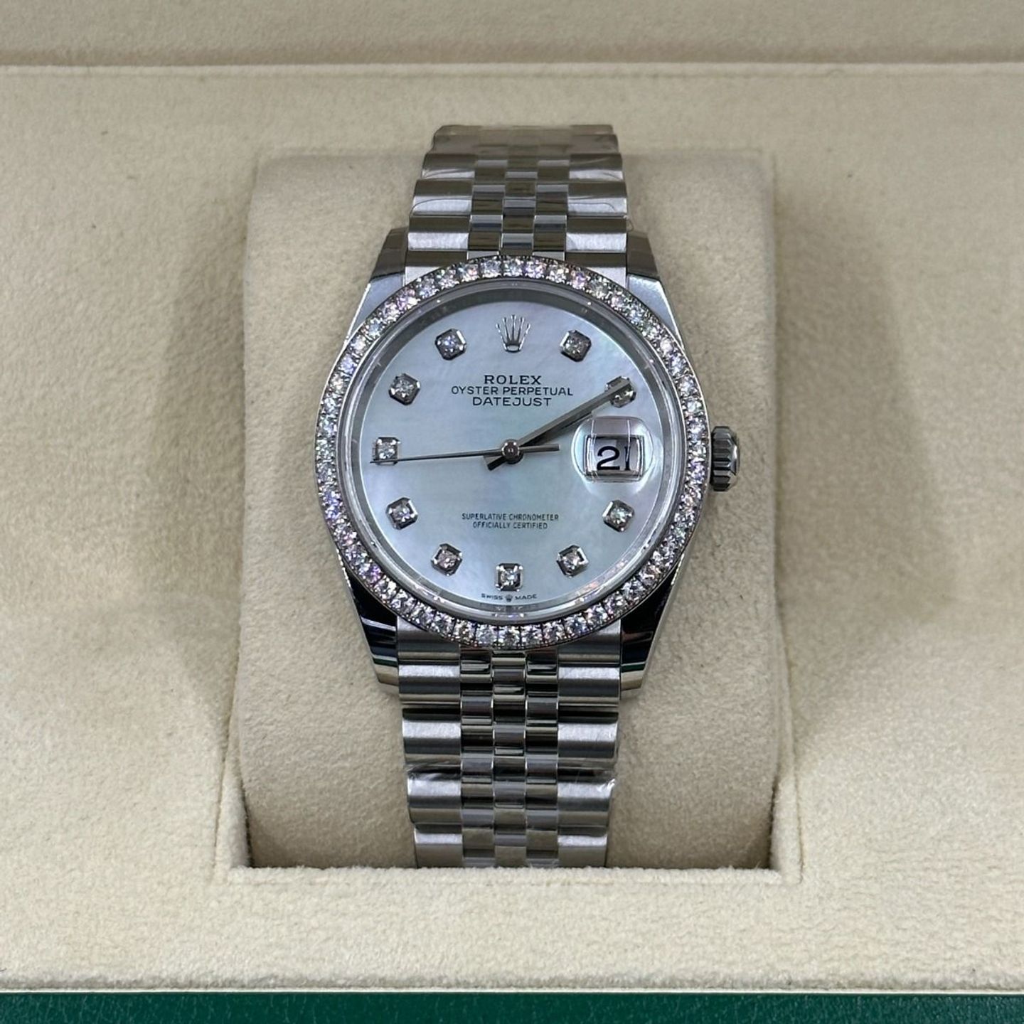 Rolex Datejust 36 126284RBR (2024) - Parelmoer wijzerplaat 36mm Staal (5/8)