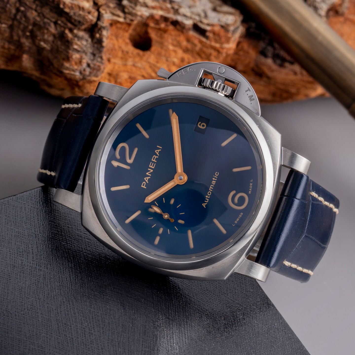 Panerai Luminor Due PAM00926 (Onbekend (willekeurig serienummer)) - Blauw wijzerplaat 38mm Titanium (2/8)