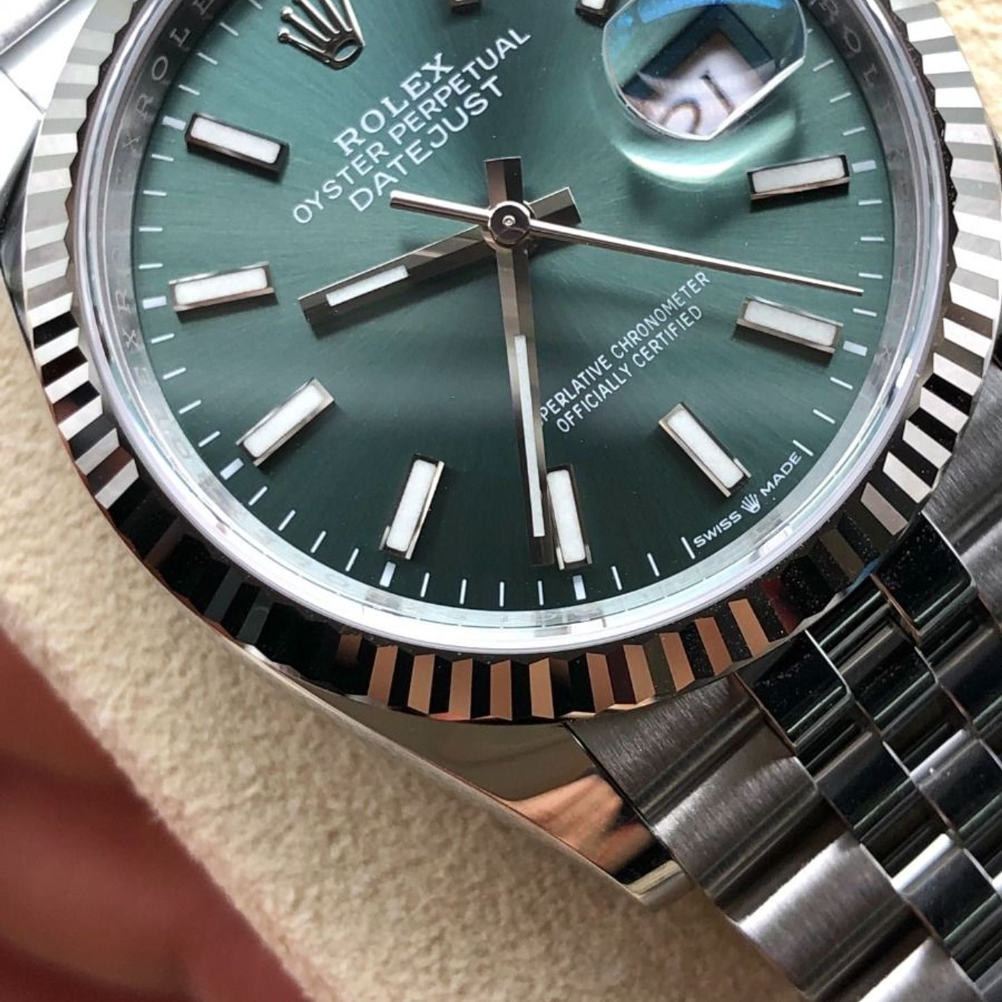 Rolex Datejust 36 126234 (2024) - Green dial 36 mm Steel case (6/8)