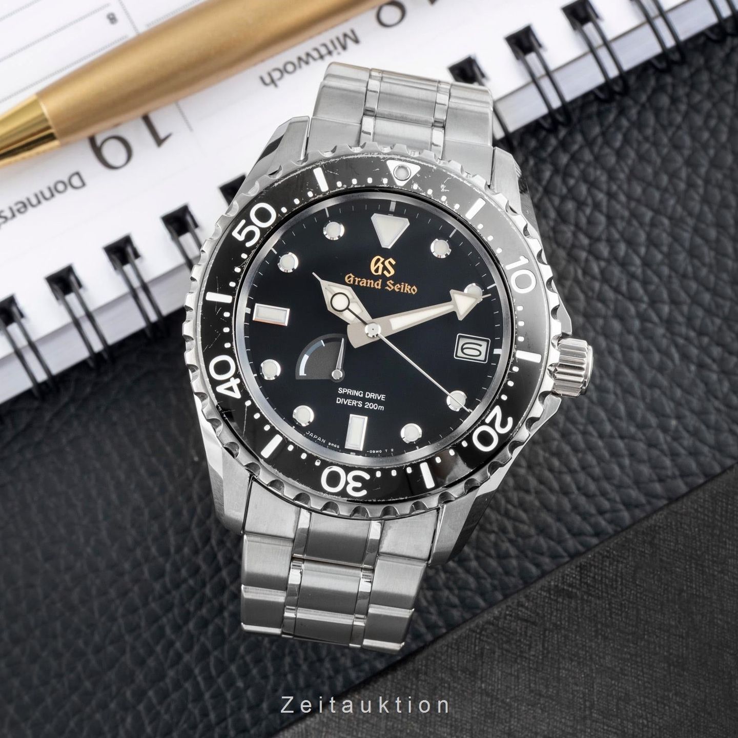 Grand Seiko Sport Collection SBGA231 (Unknown (random serial)) - Black dial 45 mm Titanium case (3/8)