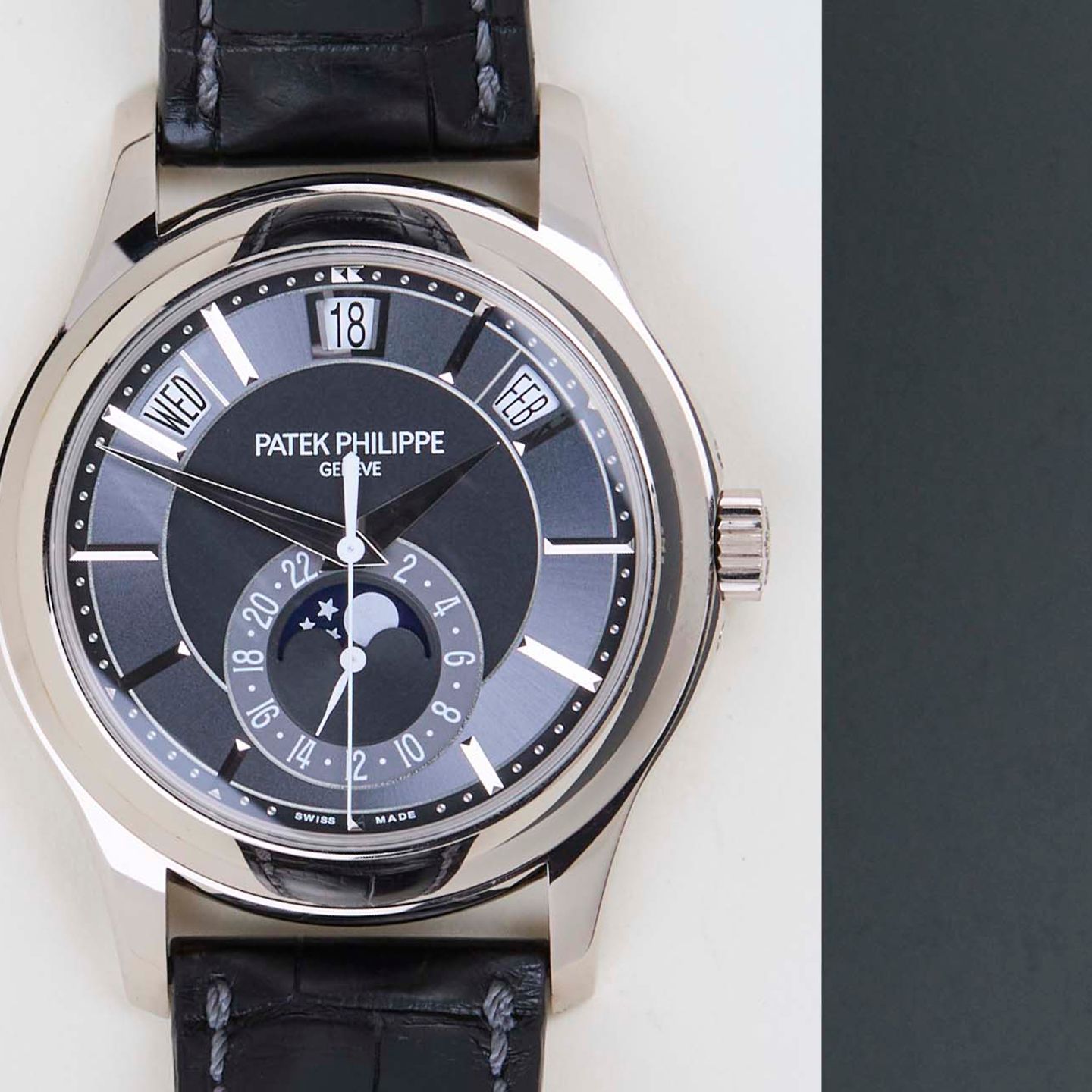 Patek Philippe Annual Calendar 5205G-010 (2017) - Black dial 40 mm White Gold case (5/8)