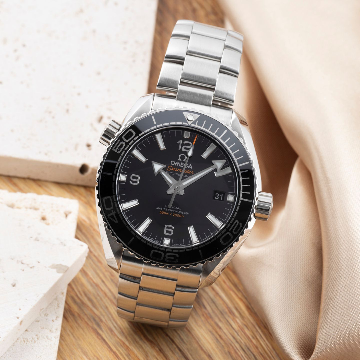 Omega Seamaster Planet Ocean 215.30.44.21.01.001 - (1/8)
