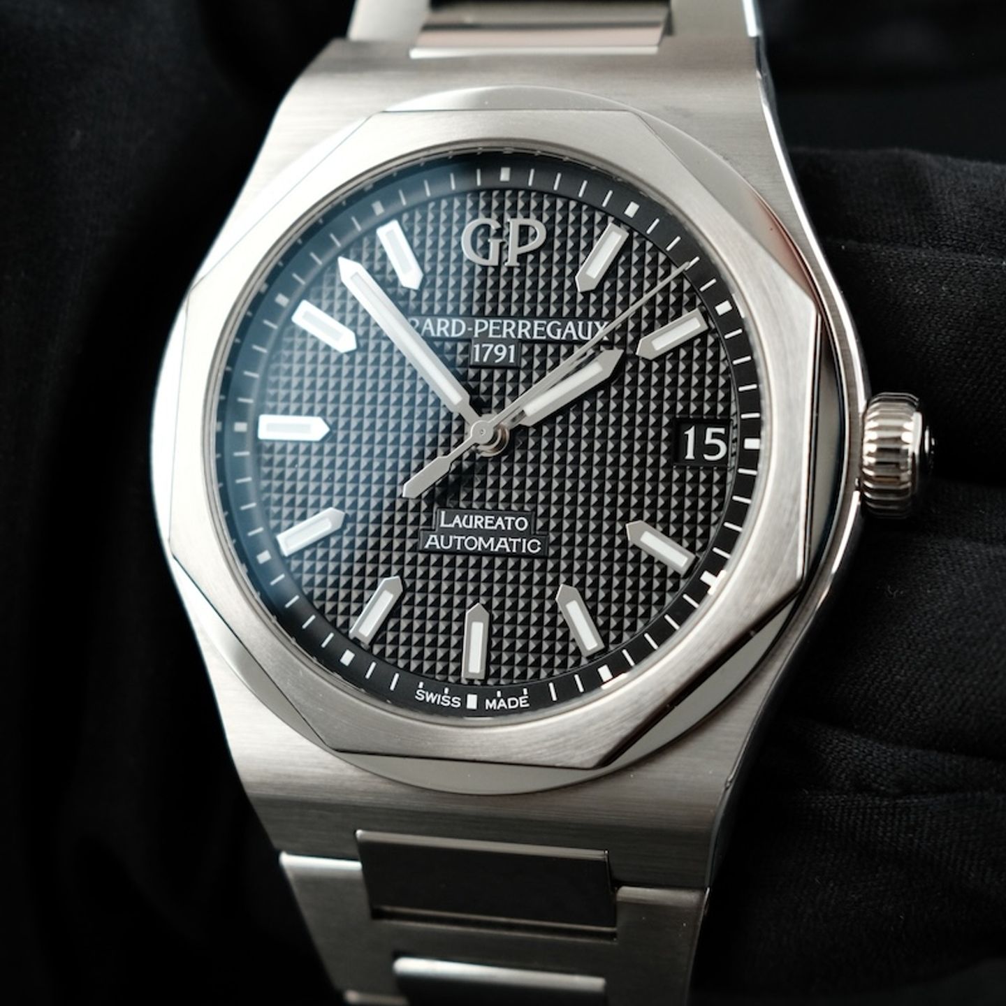 Girard-Perregaux Laureato 81010-11-634-11A - (6/8)