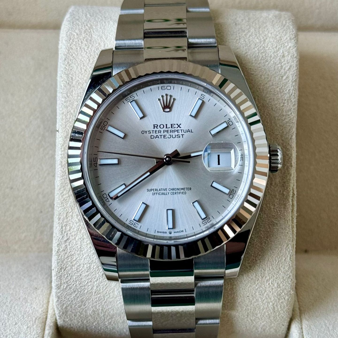 Rolex Datejust 41 126334 (2023) - Zilver wijzerplaat 41mm Staal (2/7)