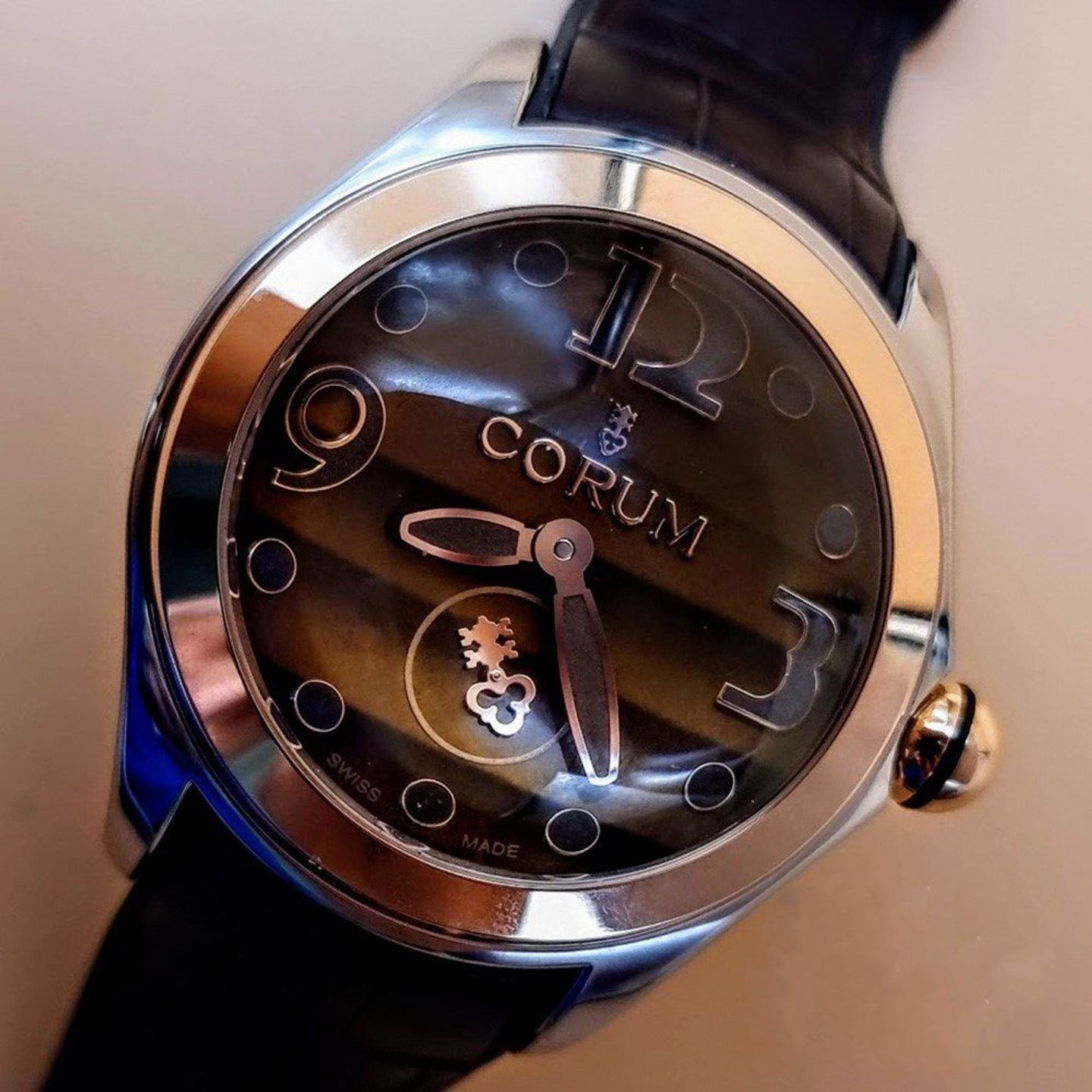 Corum Bubble L395.03222 (395.100.24/0002 OT01) (2025) - Brown dial 42 mm Steel case (1/8)