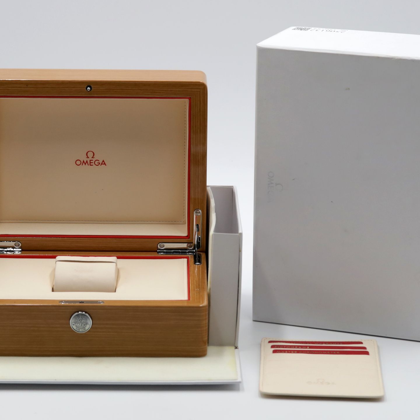 Omega Seamaster Planet Ocean 215.30.40.20.01.001 (Unknown (random serial)) - Black dial 40 mm Steel case (8/8)